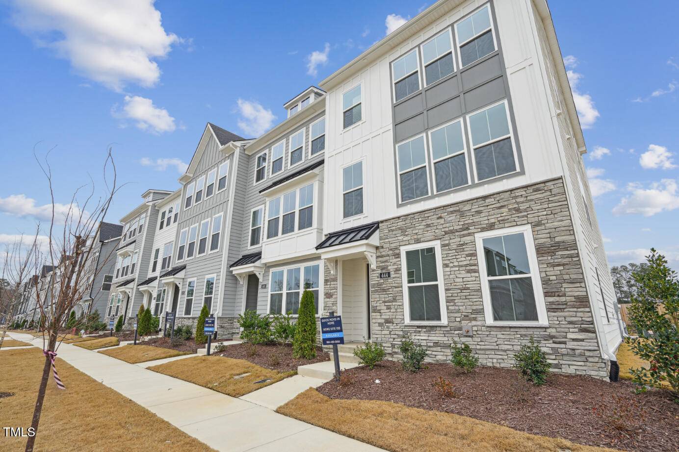 Knightdale, NC 27545,444 Billingshurst Way #195