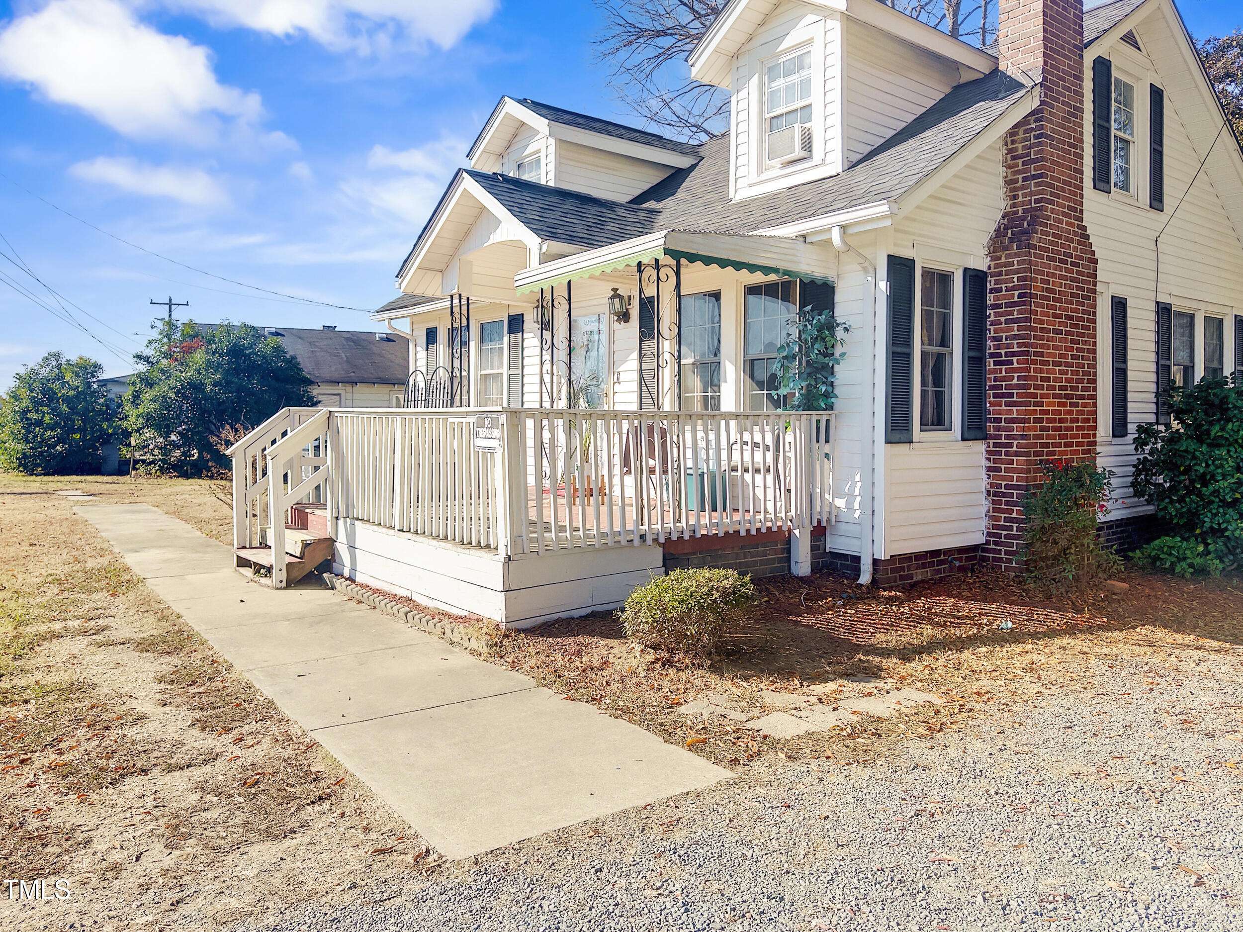 Haw River, NC 27258,108 Roxboro Street