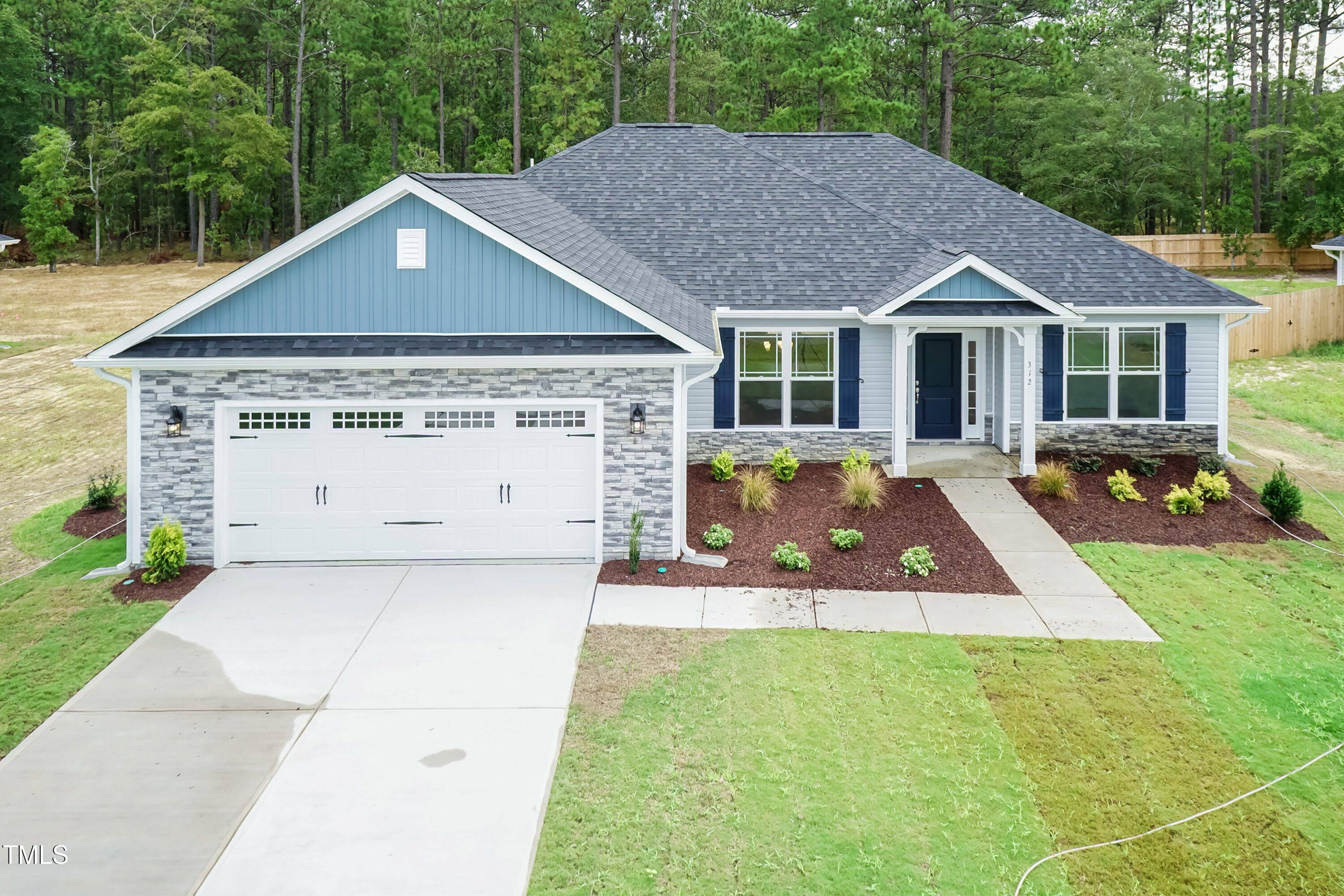 La Grange, NC 28551,109 Oxford Court