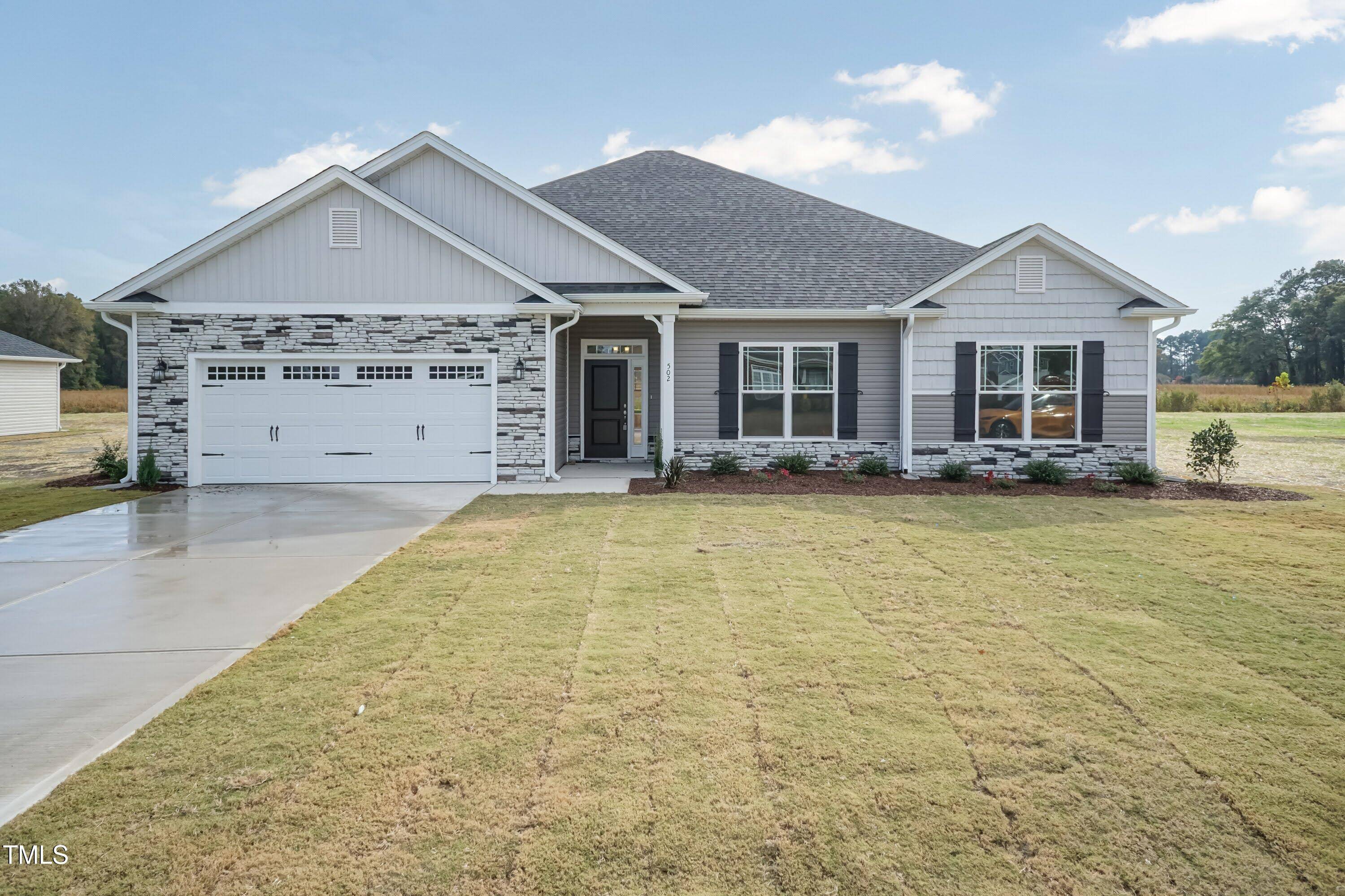 La Grange, NC 28551,108 Oxford Court