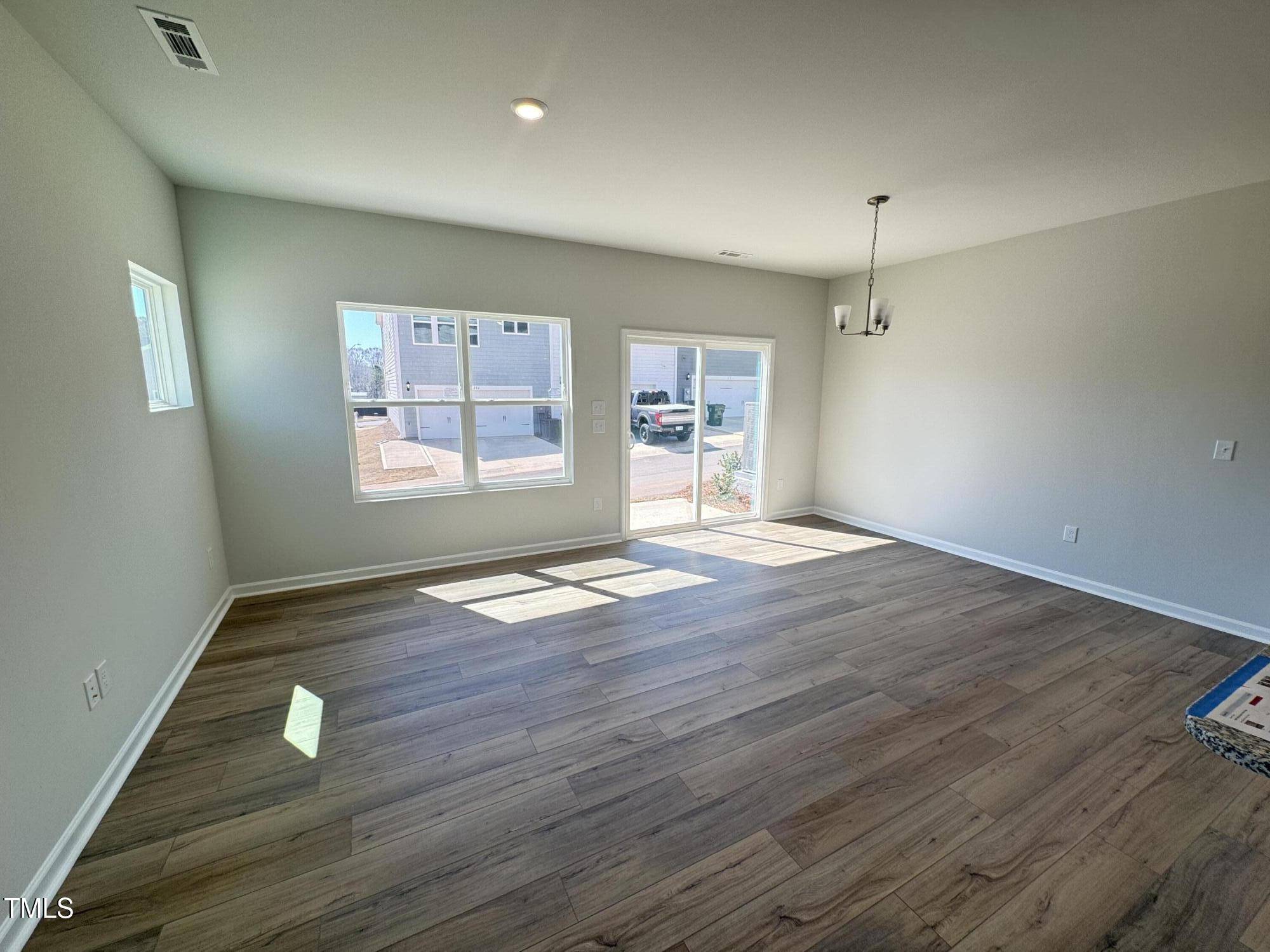 Raleigh, NC 27603,103 Central Townes Way #297