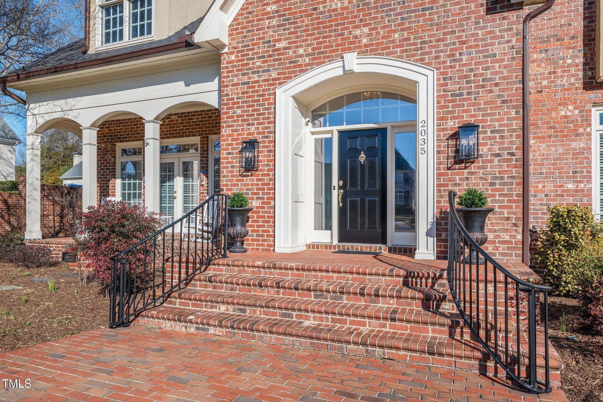 Burlington, NC 27215,2035 Stuart Court