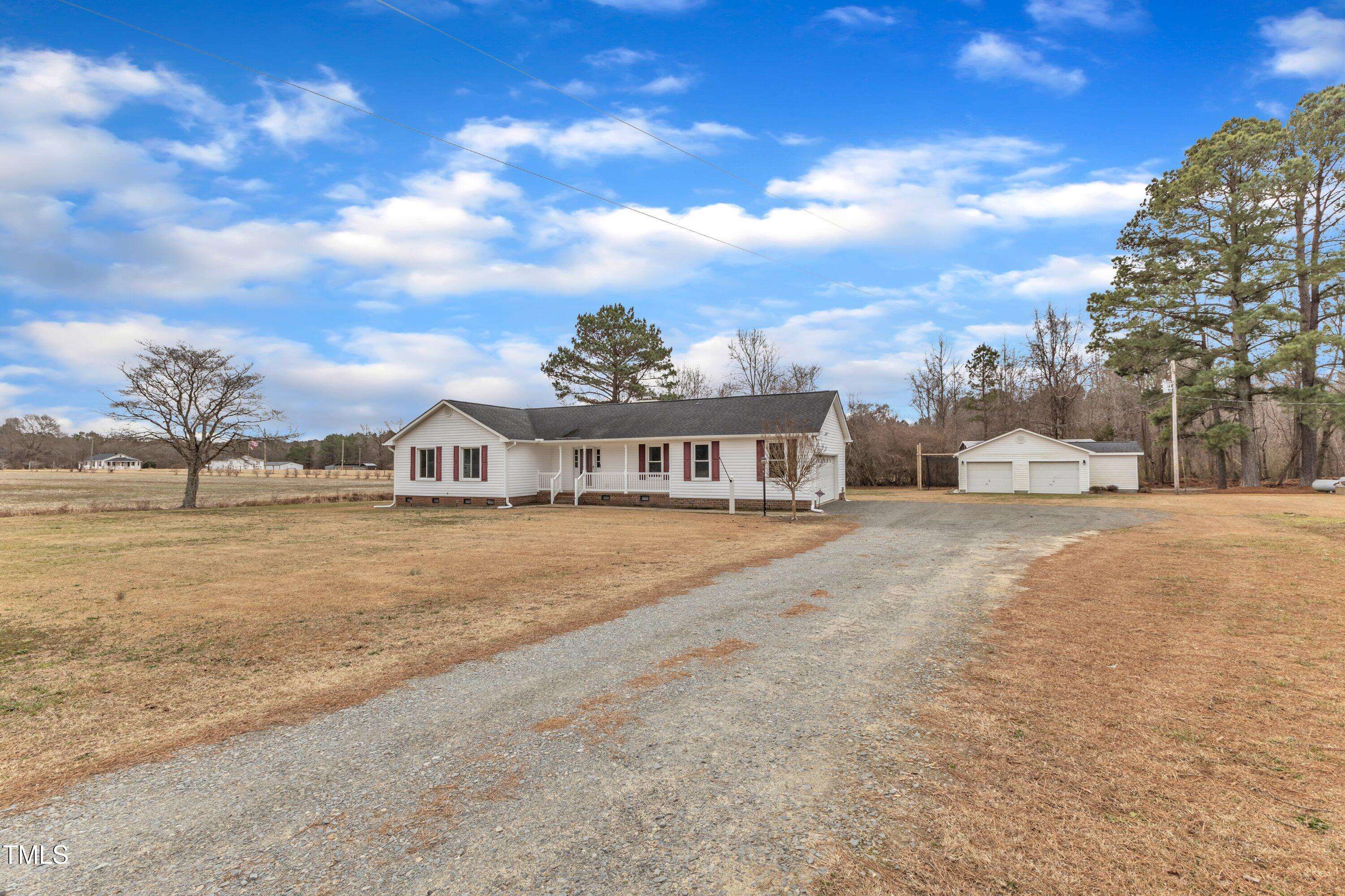 Kenly, NC 27542,140 Old Grapevine Road