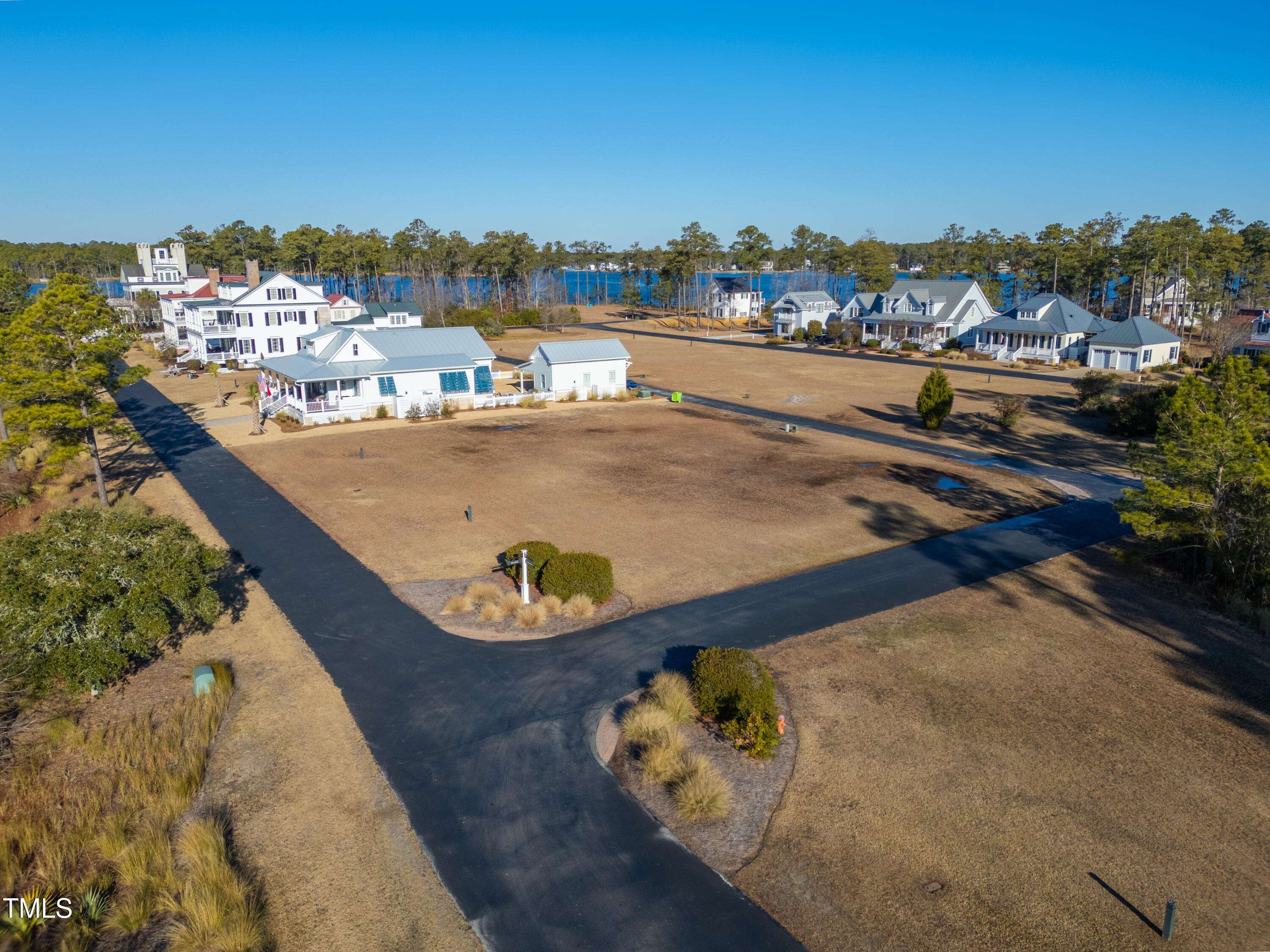 Oriental, NC 28571,776 E Harborside Drive