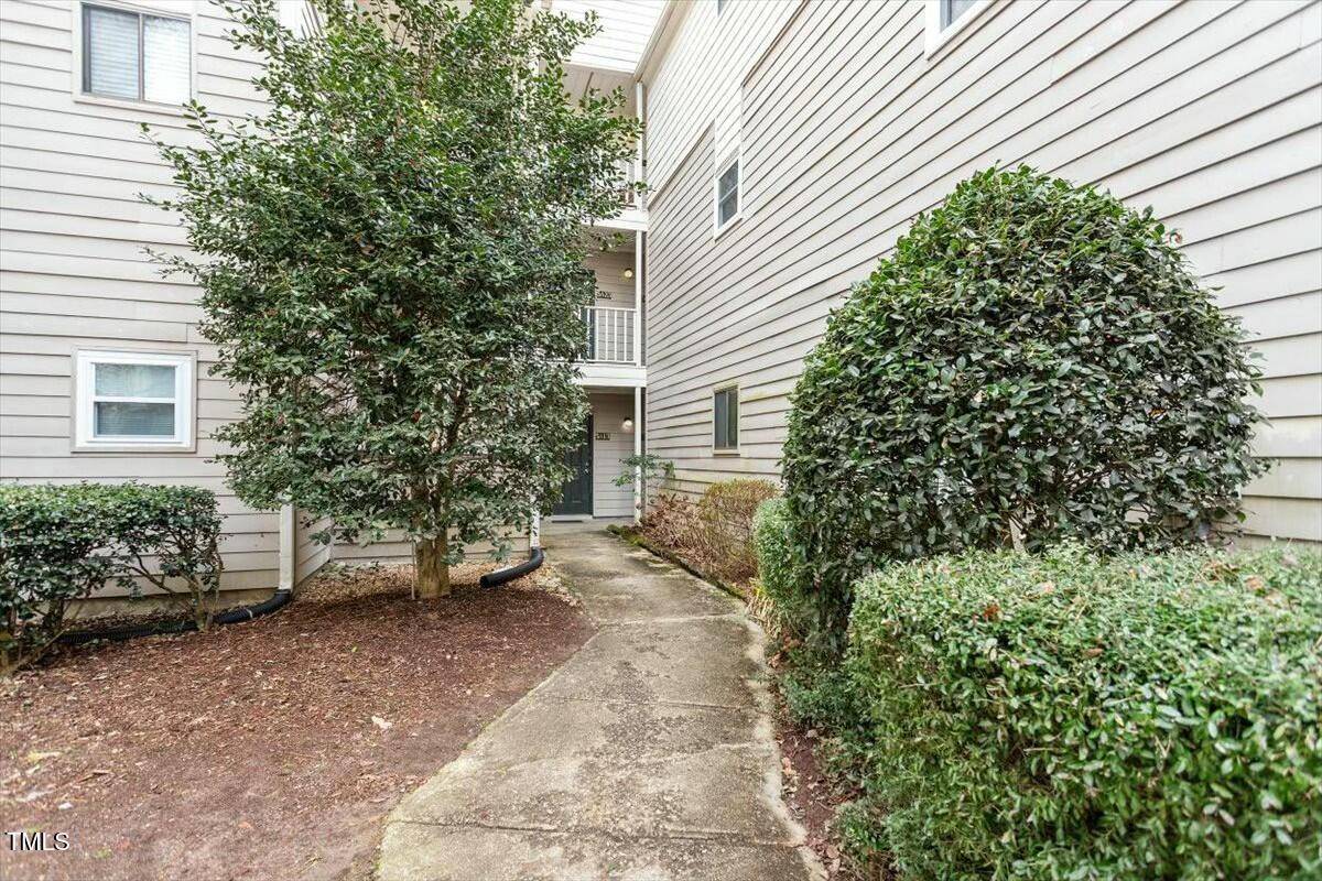 Durham, NC 27713,600 Audubon Lake Drive #5a32