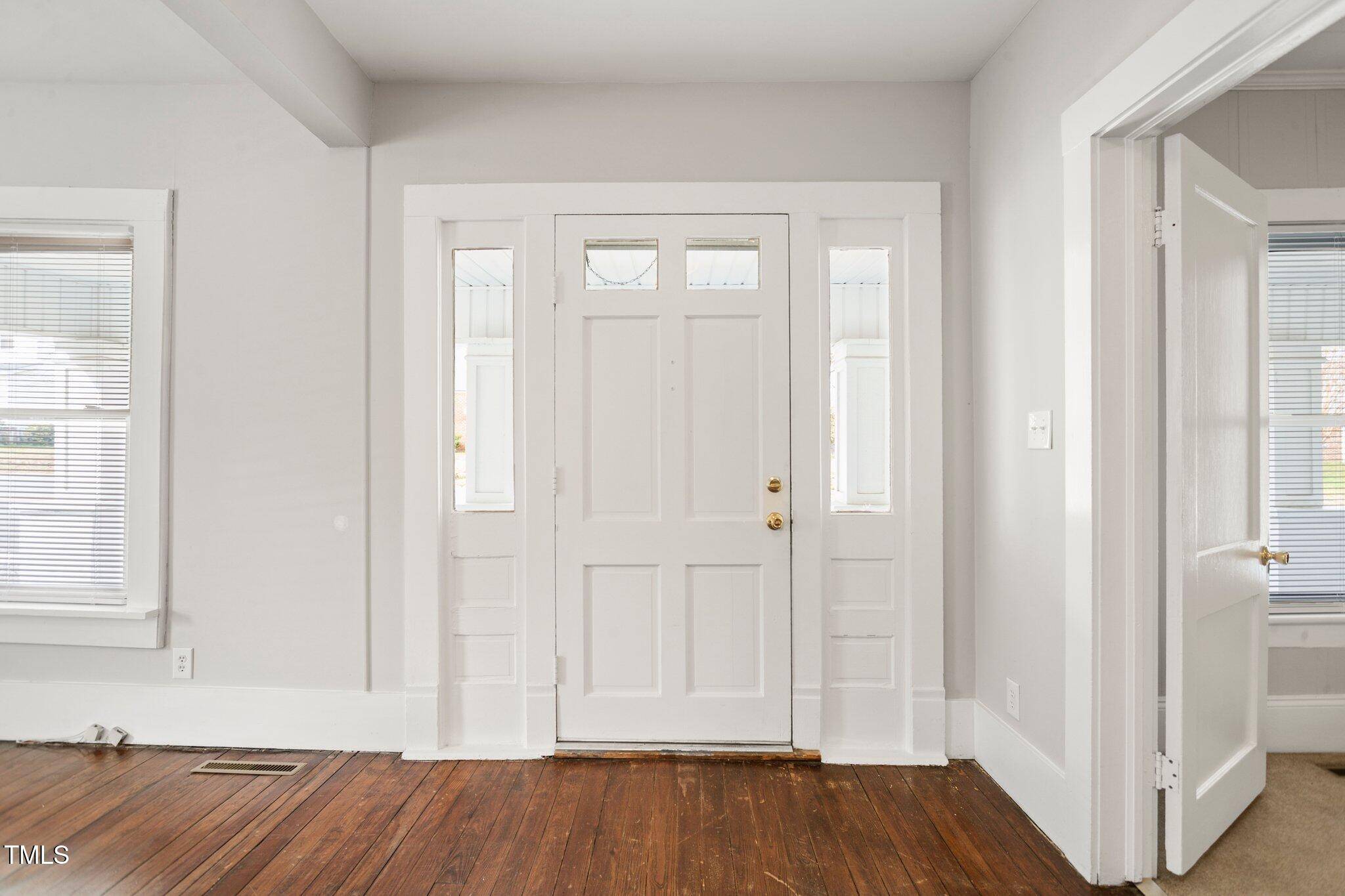 Burlington, NC 27215,512 S Mebane Street