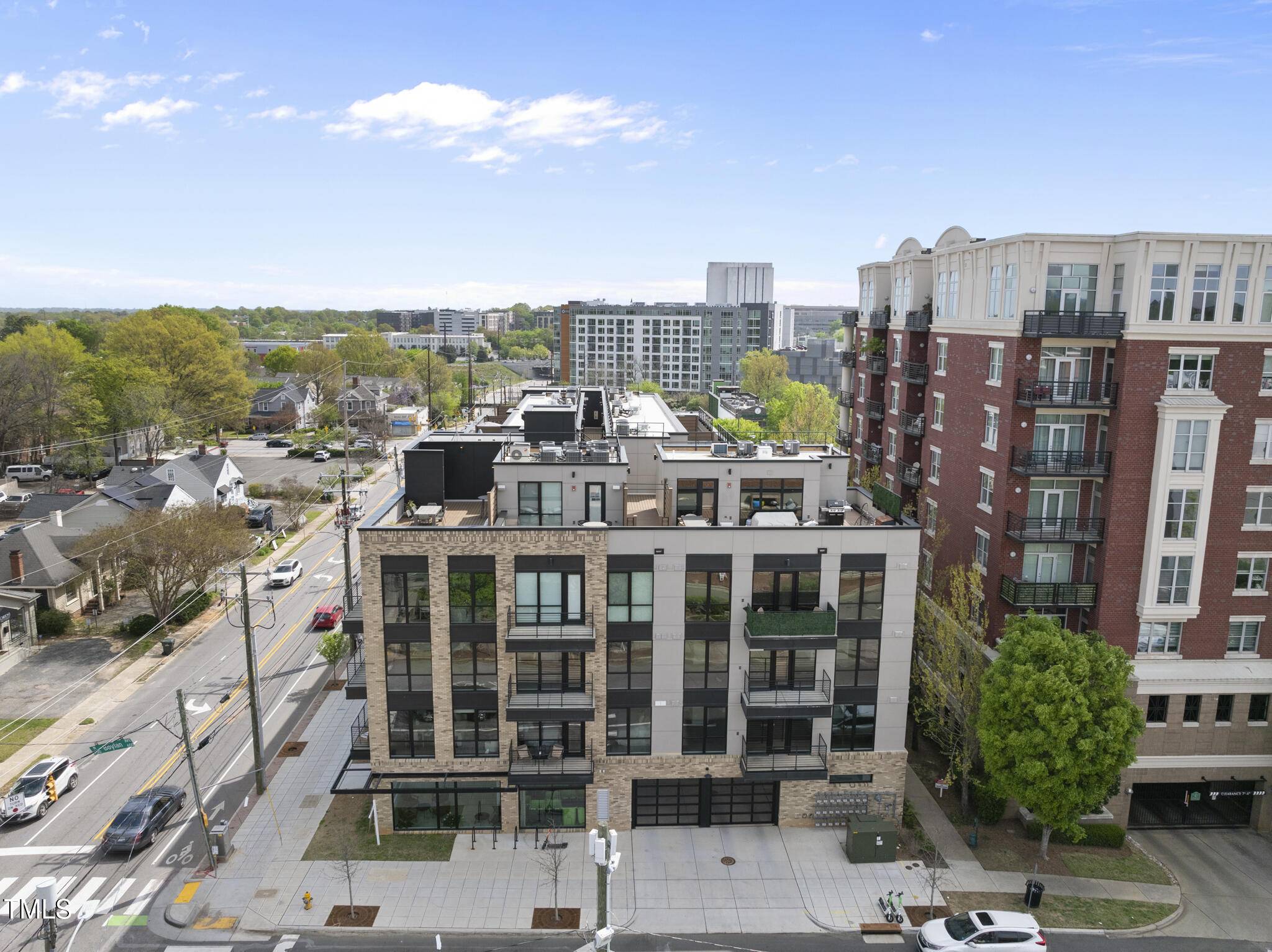 Raleigh, NC 27605,615 W Peace Street #406
