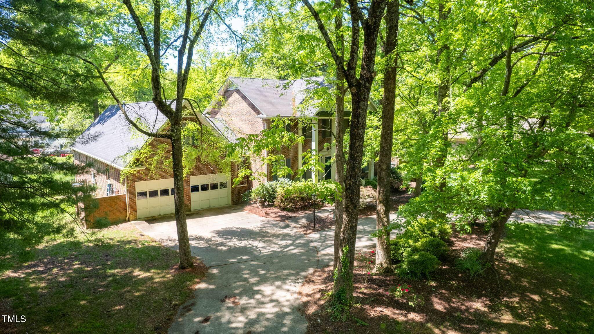 Burlington, NC 27215,826 Warwick Court