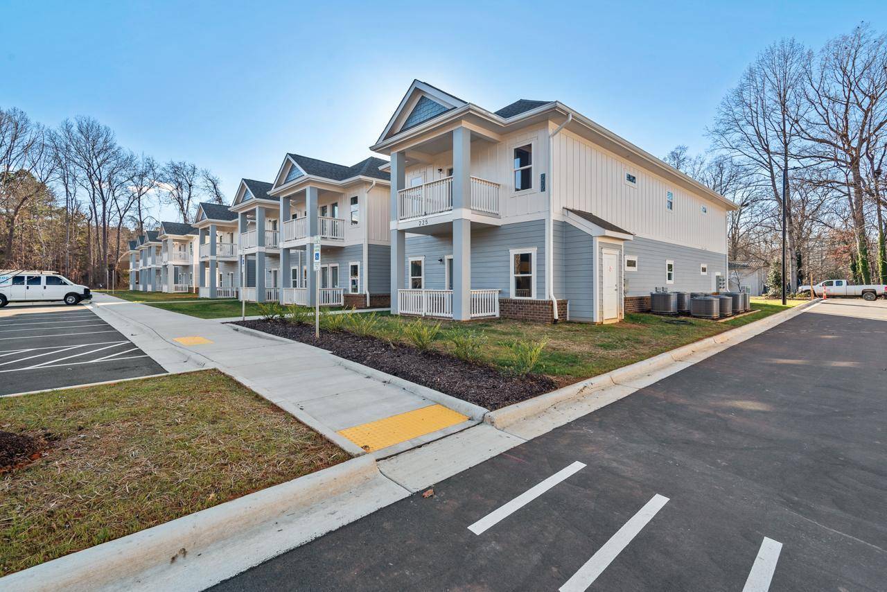 Mebane, NC 27302,225 S Eleventh Street #205