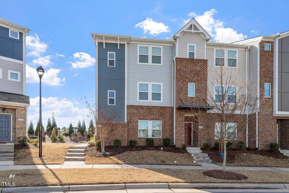 Cary, NC 27519,1018 Salt Glaze Lane