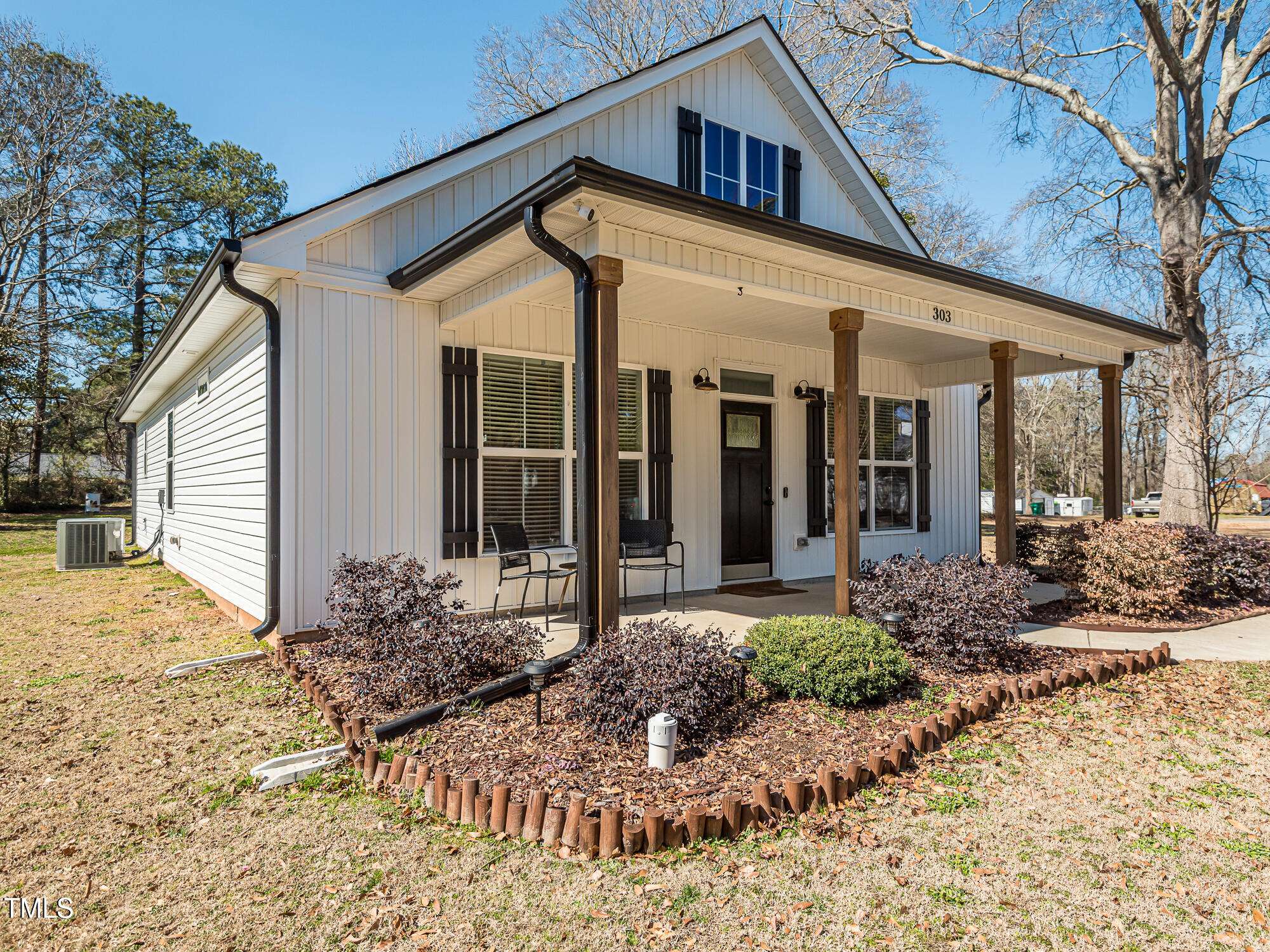 Kenly, NC 27542,303 Woodard Street