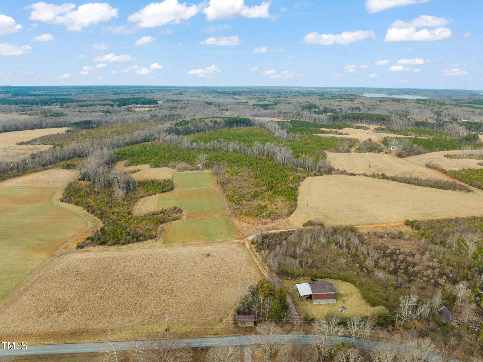 Clarksville, VA 23927,433 Ponderosa Lane