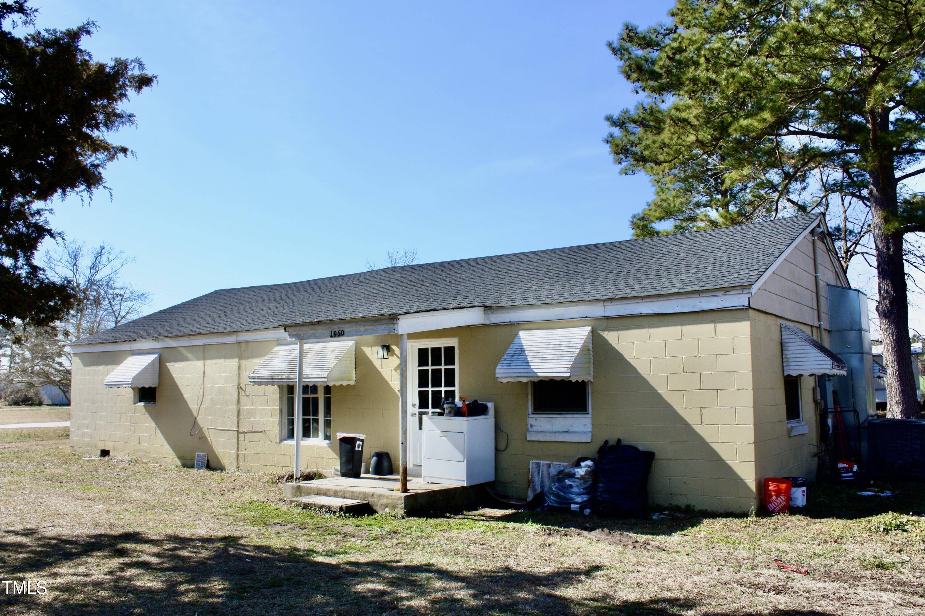 Smithfield, NC 27577,1960 Brogden Road