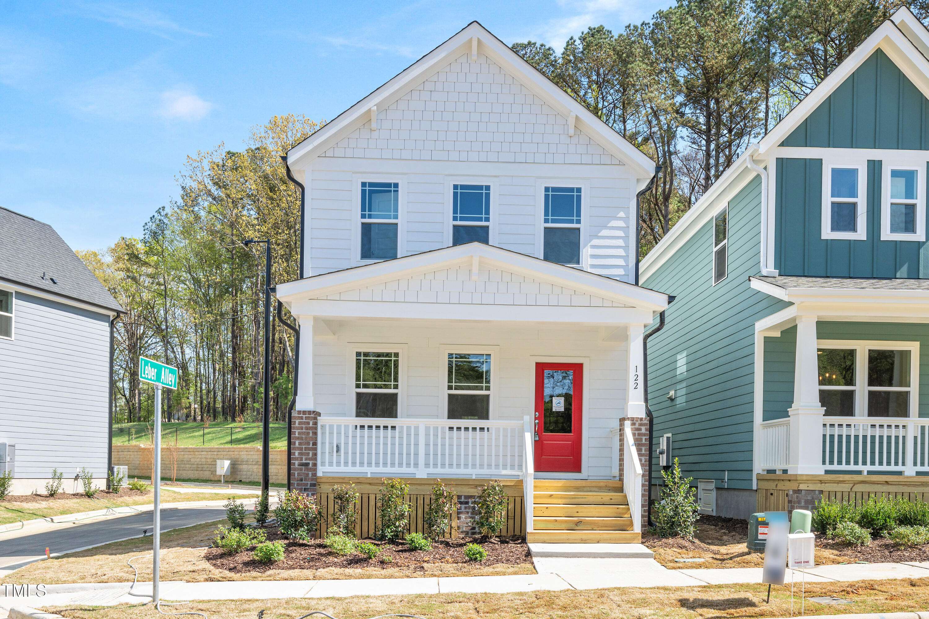 Chapel Hill, NC 27514,122 Weavers Grove Drive