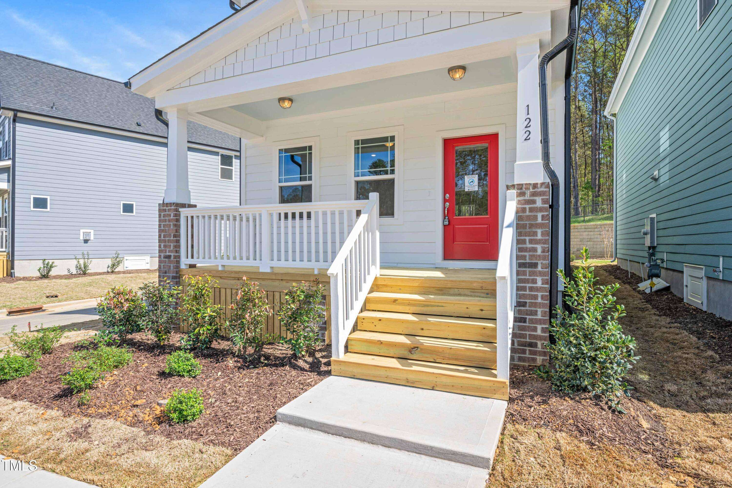 Chapel Hill, NC 27514,122 Weavers Grove Drive