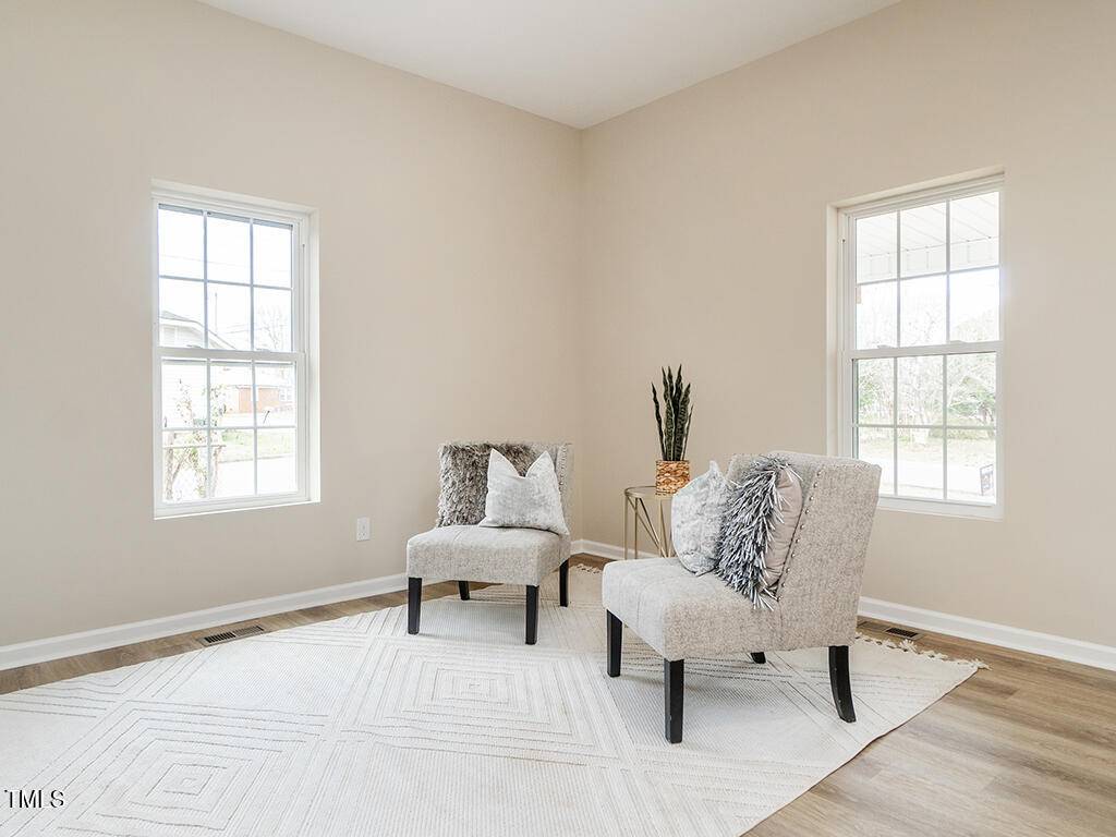 Burlington, NC 27215,738 Everett Street