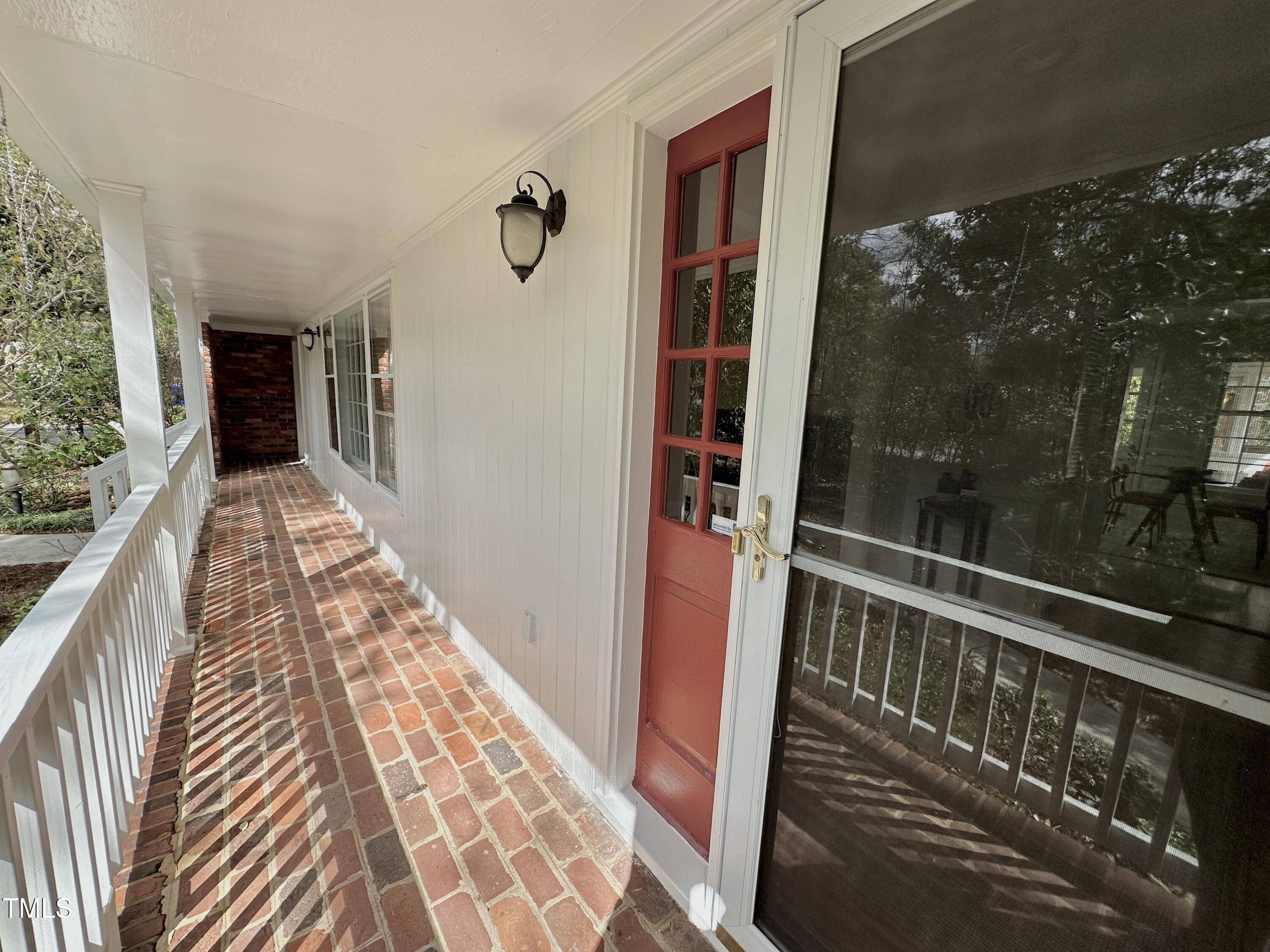 Chapel Hill, NC 27514,318 N Estes Drive