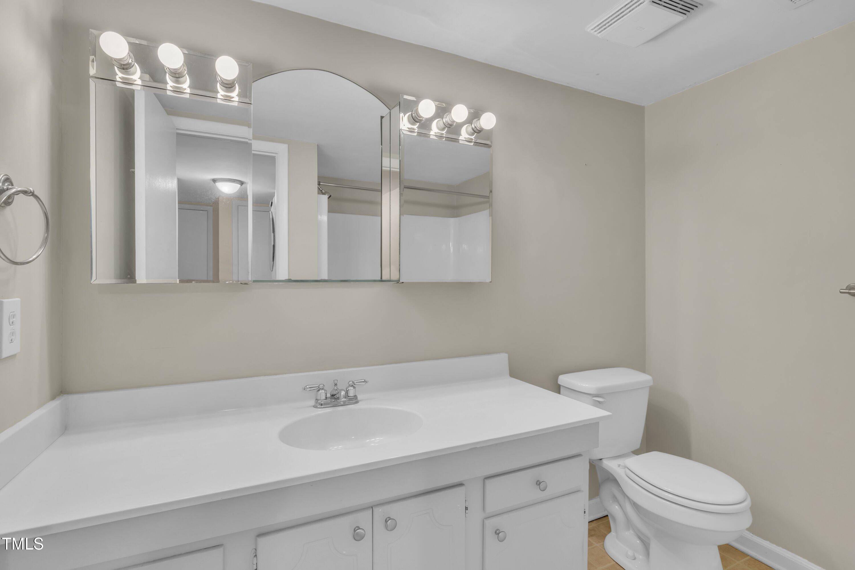 Raleigh, NC 27609,612 Pine Ridge Place