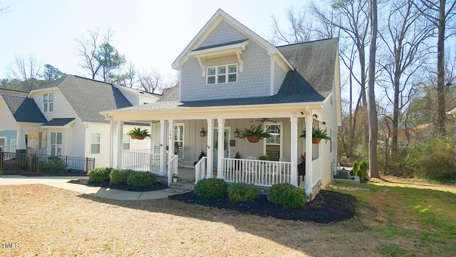 Fuquay Varina, NC 27526,206 Pine Street