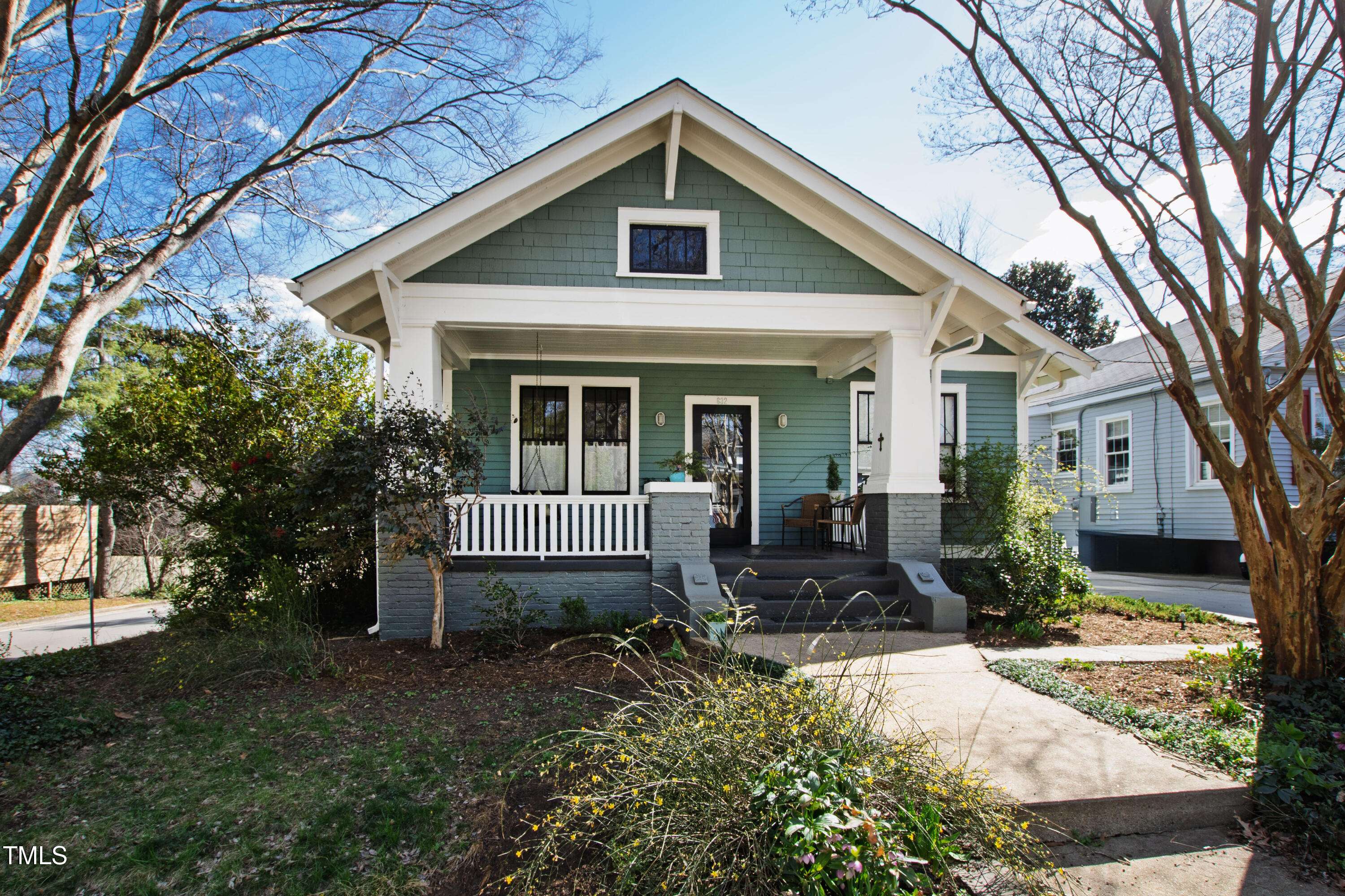 Raleigh, NC 27604,632 E Franklin Street