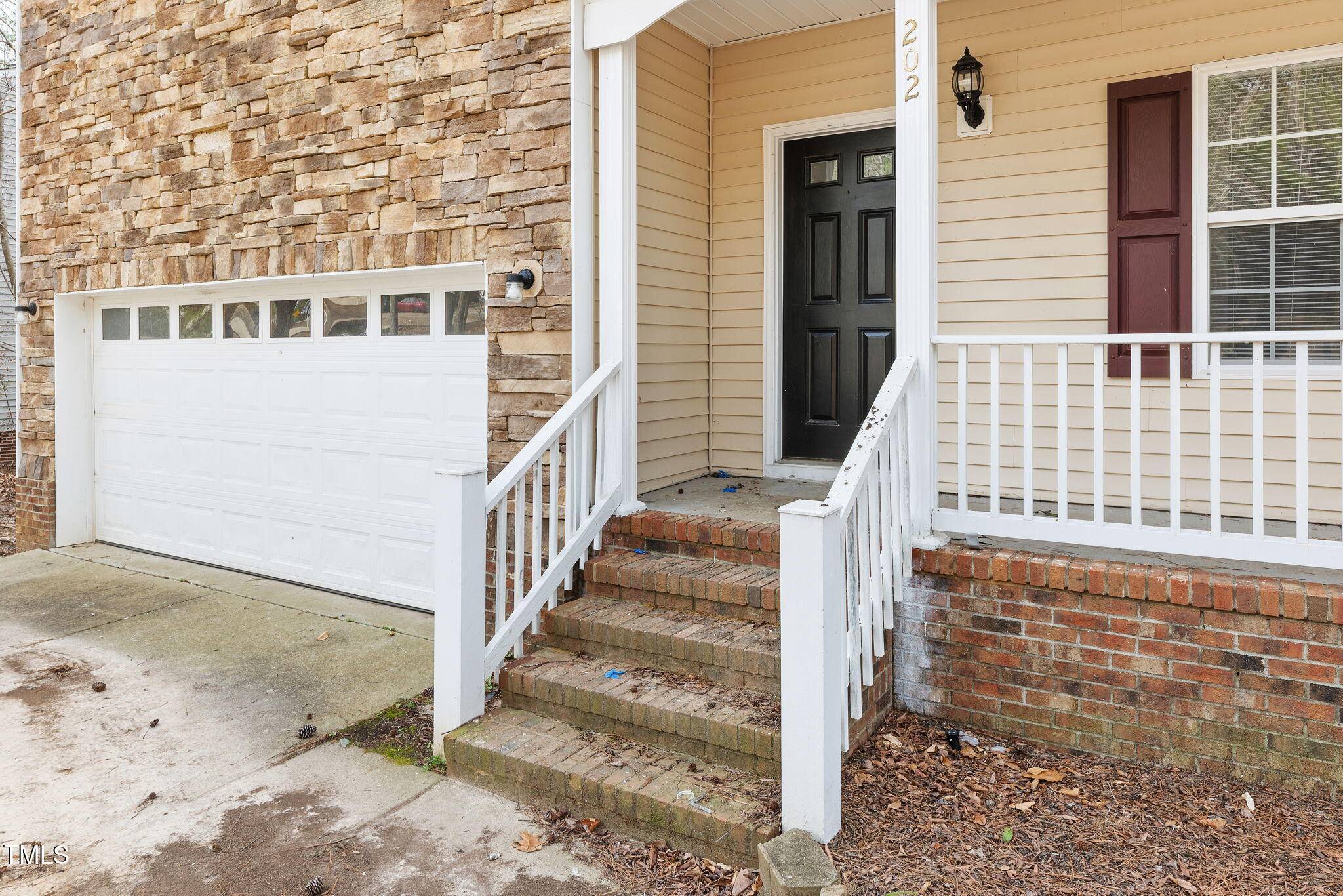 Clayton, NC 27527,202 River Hills Drive