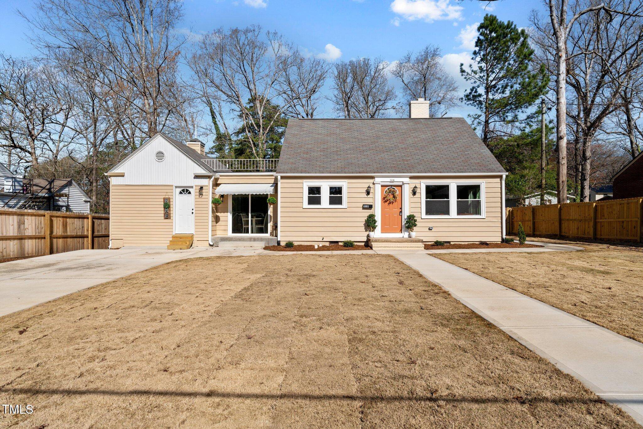 Sanford, NC 27330,518 W Chisholm Street