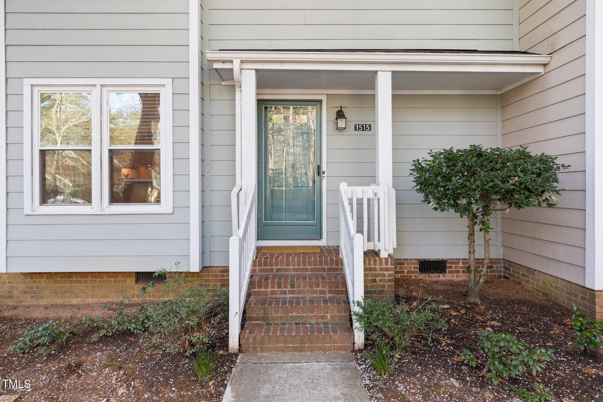 Raleigh, NC 27609,1515 Edgeside Court