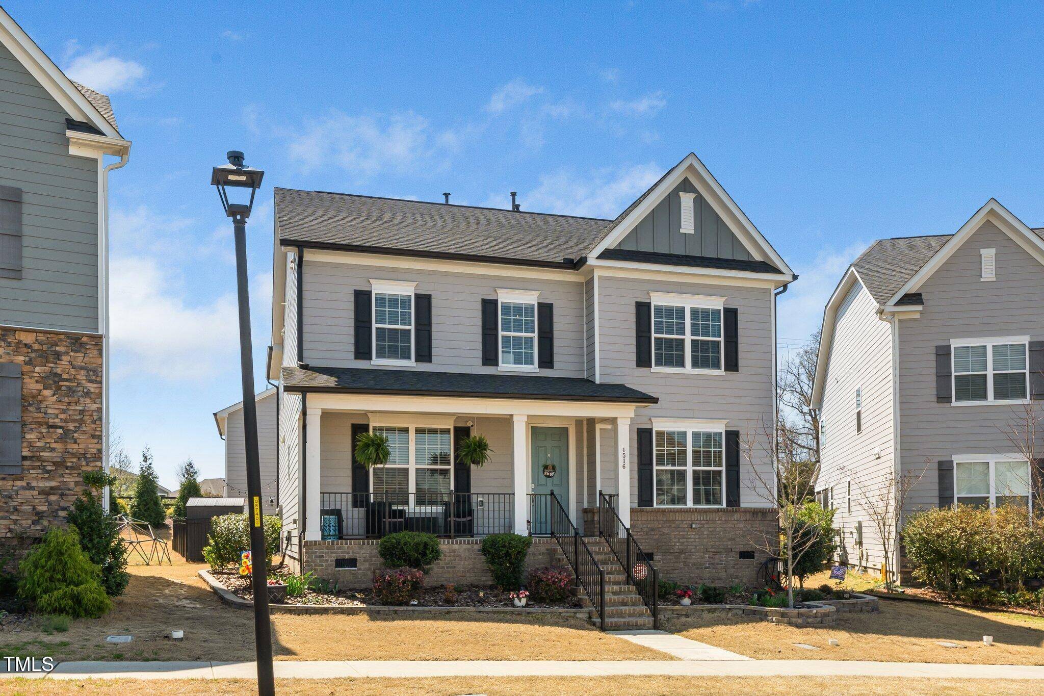 Apex, NC 27502,1516 Barn Door Drive