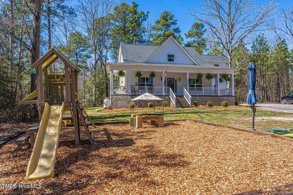 Carthage, NC 28327,498 Denny Lane