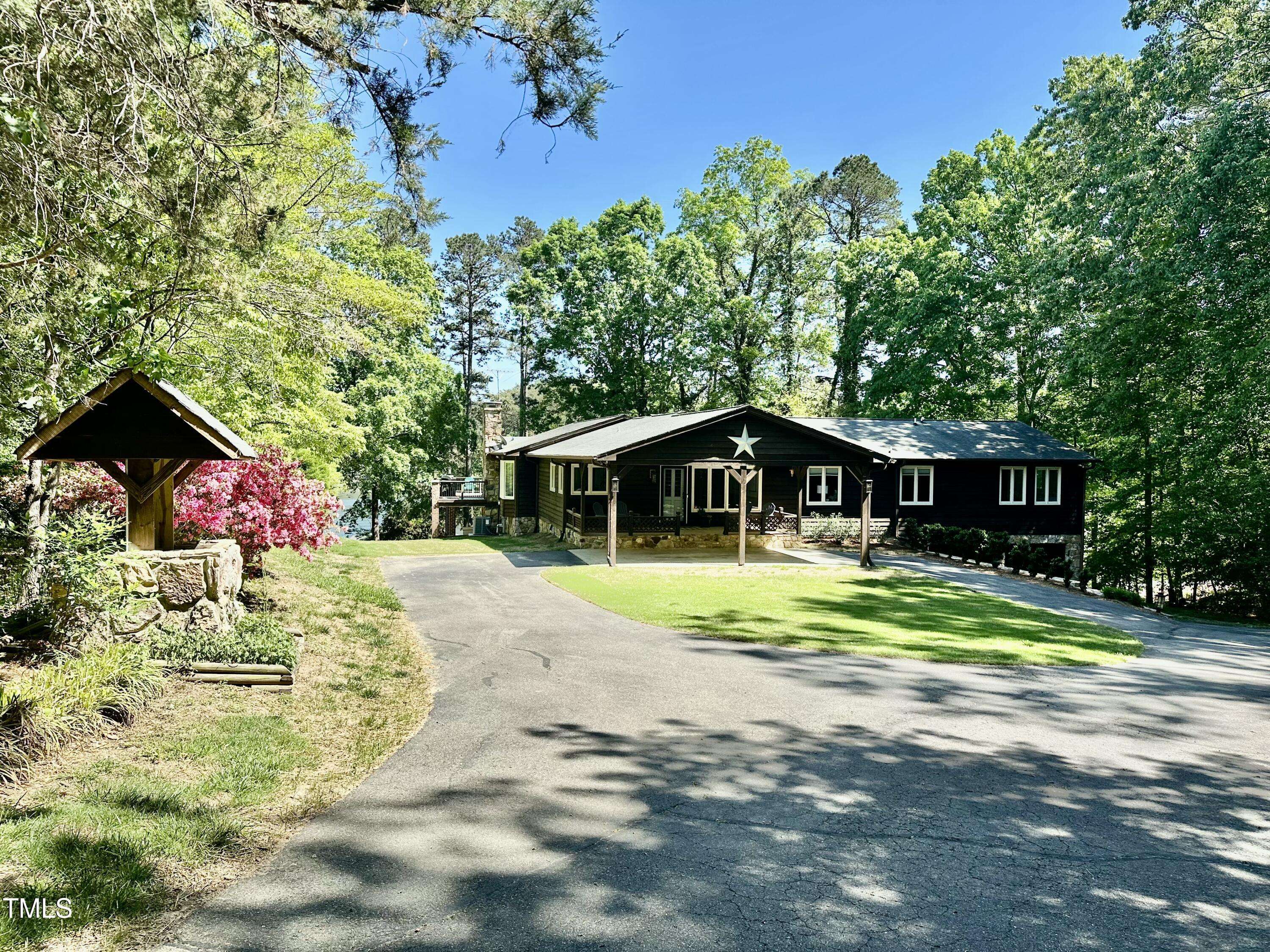 Roxboro, NC 27574,48 Blue Heron Lane