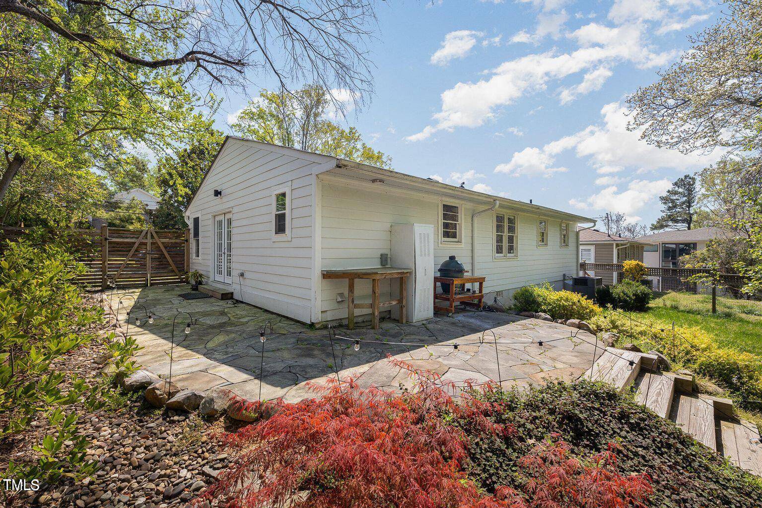 Carrboro, NC 27510,424 S Greensboro Street