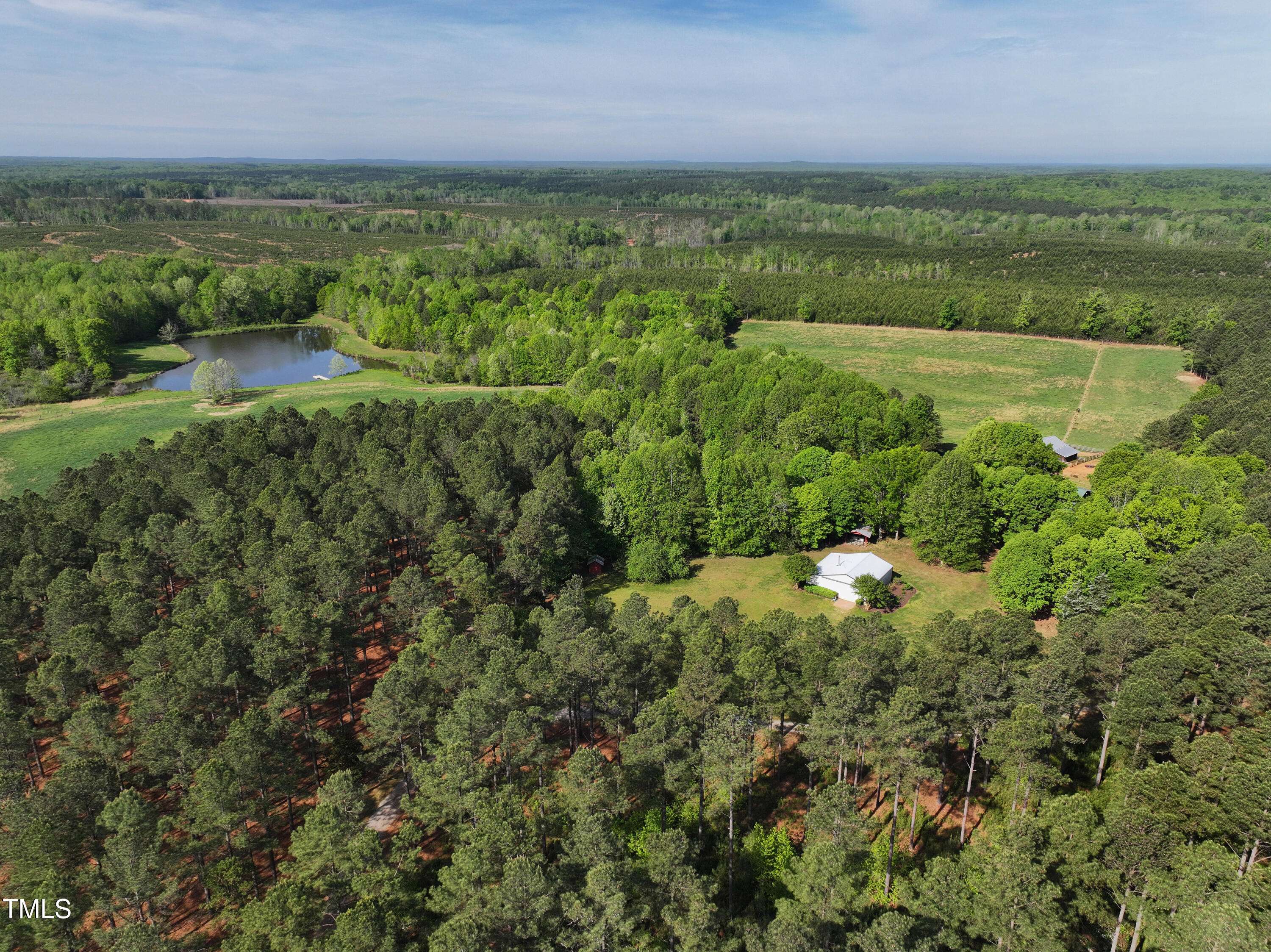 Bullock, NC 27507,480 Deer Hollow