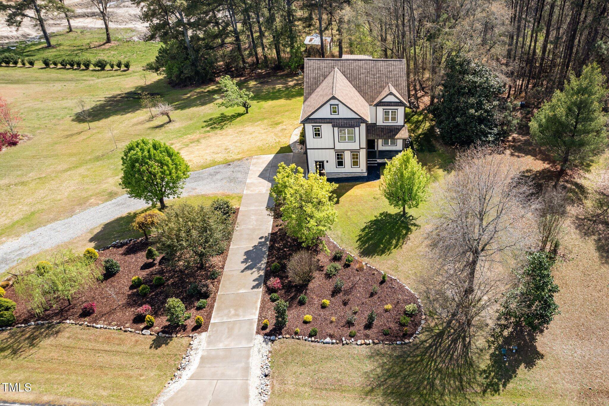 Angier, NC 27501,913 Clayton Road