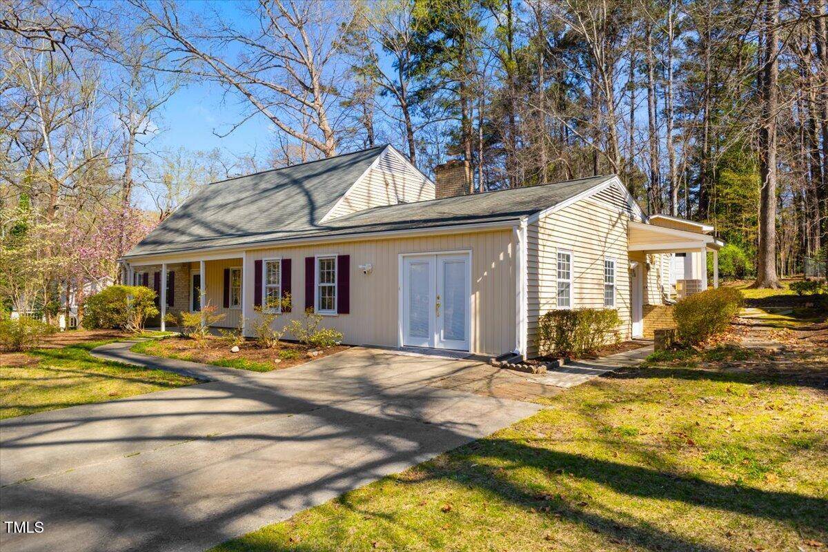 Raleigh, NC 27609,901 Emory Lane