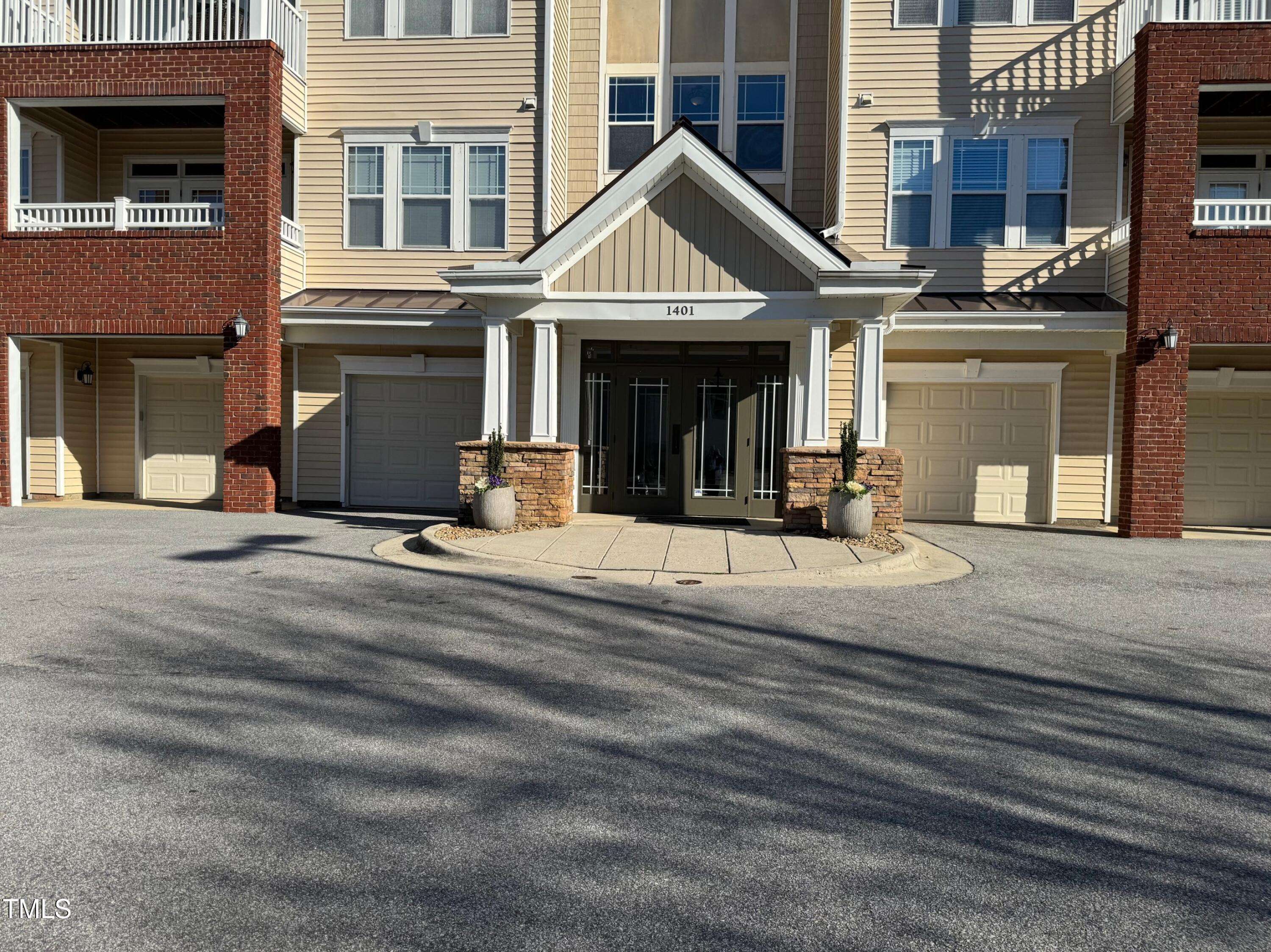 Raleigh, NC 27604,1401 Coopershill Drive #300