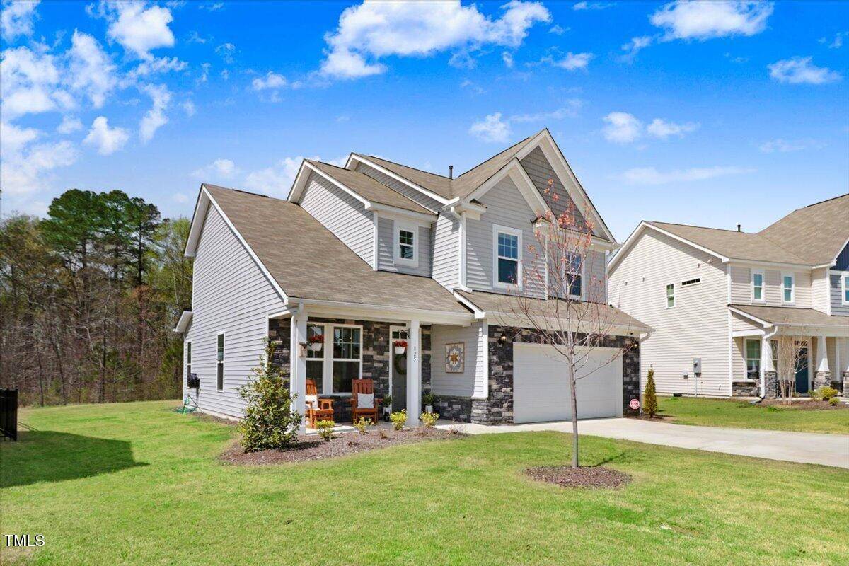 Zebulon, NC 27597,825 Golden Plum Lane