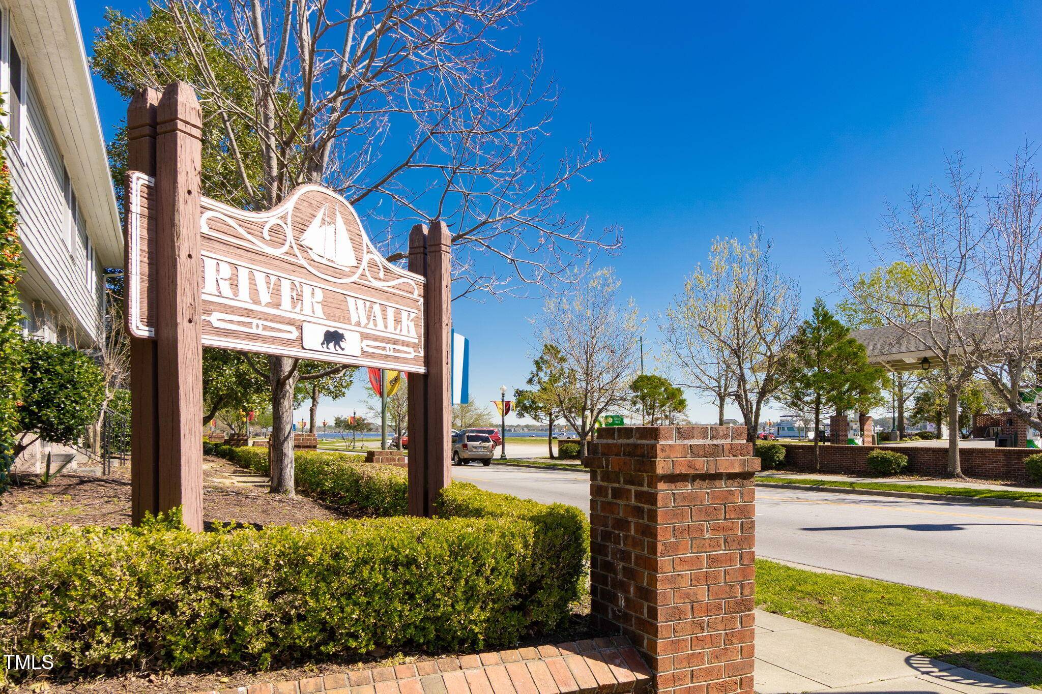 New Bern, NC 28560,330 River Walk Drive