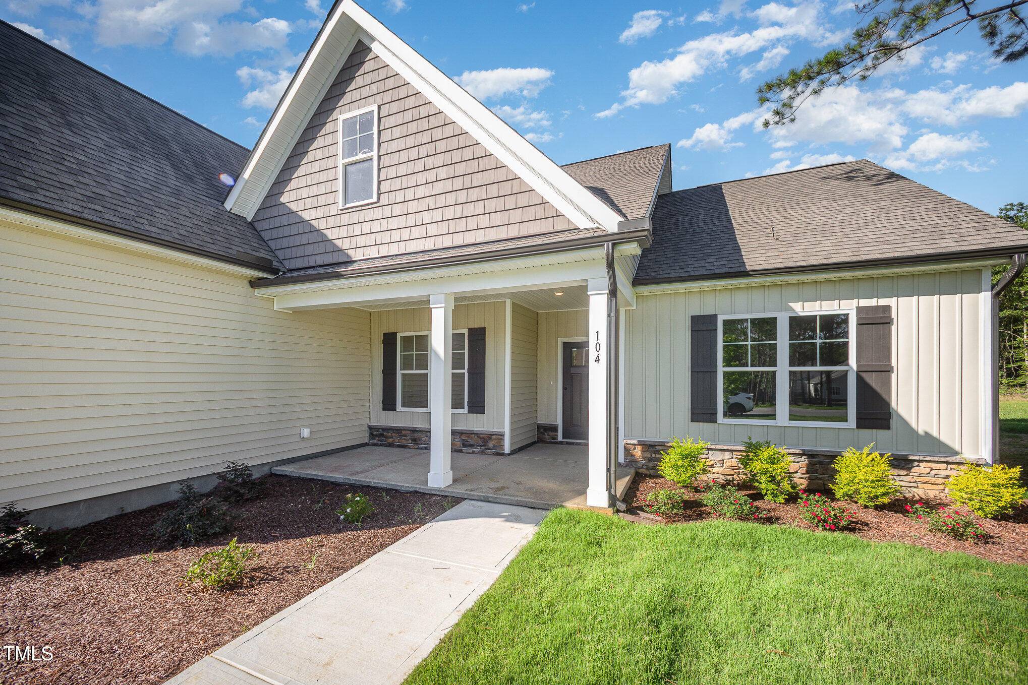 Princeton, NC 27569,104 Roma Gora Court