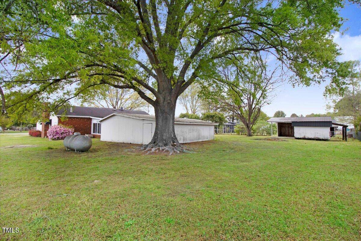 Four Oaks, NC 27524,1149 Us-701 Highway