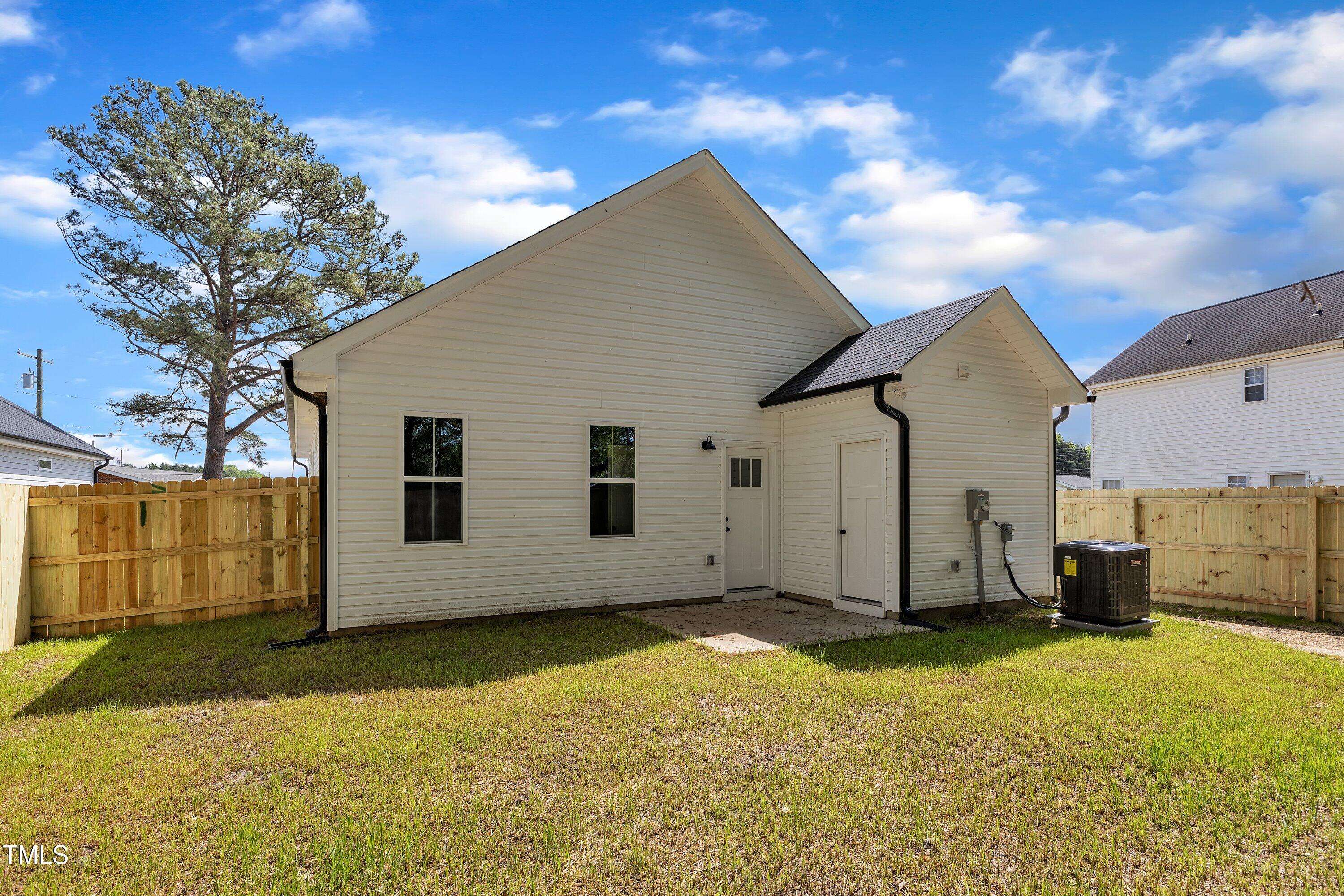 Selma, NC 27576,617 Ray Street