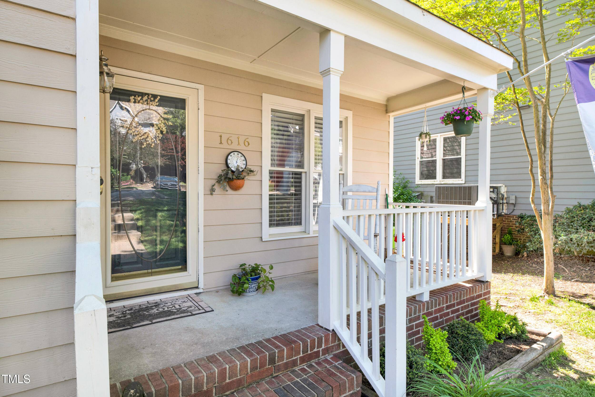 Raleigh, NC 27604,1616 Oakland Hills Way