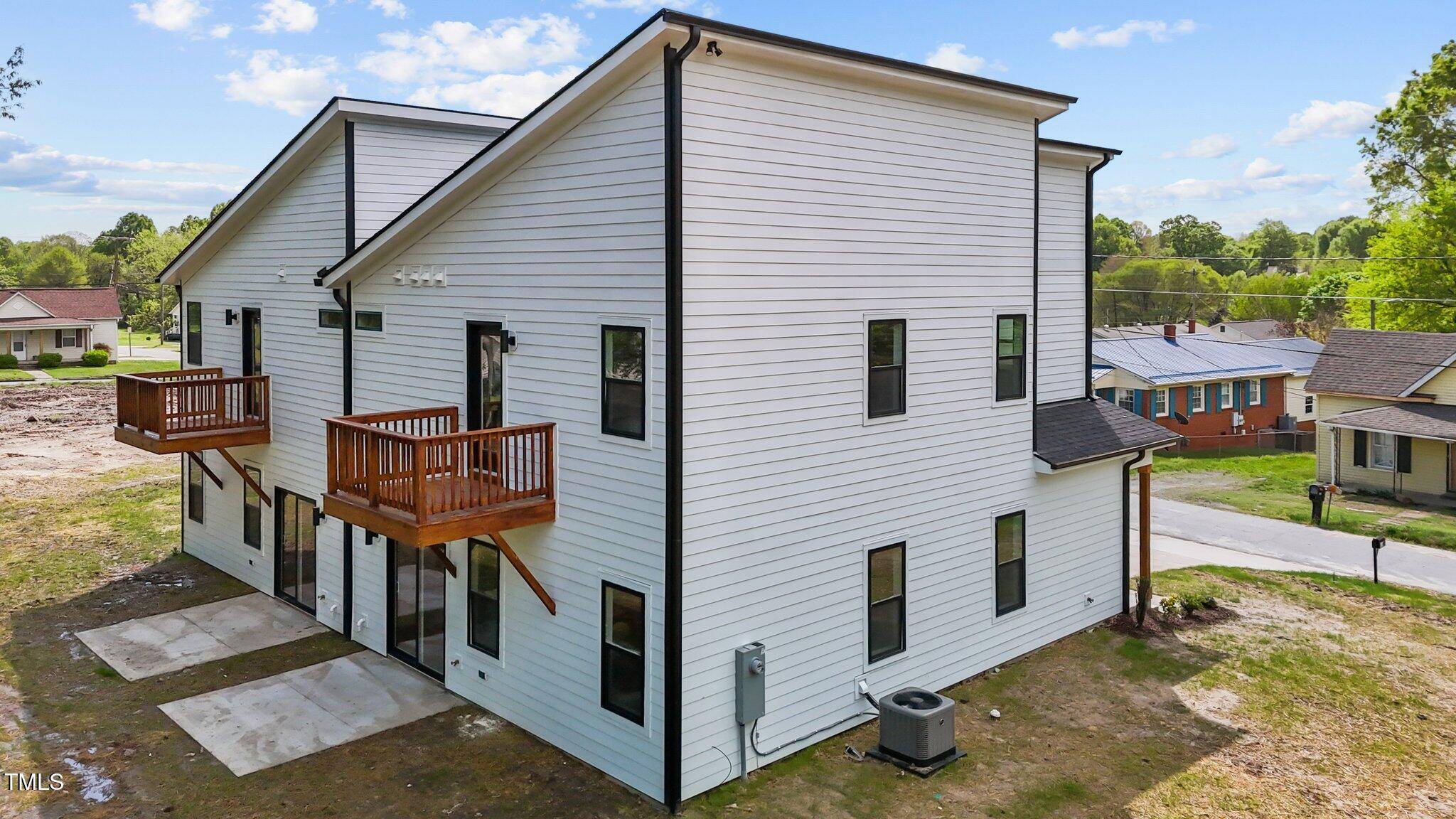Burlington, NC 27217,834 Day Avenue