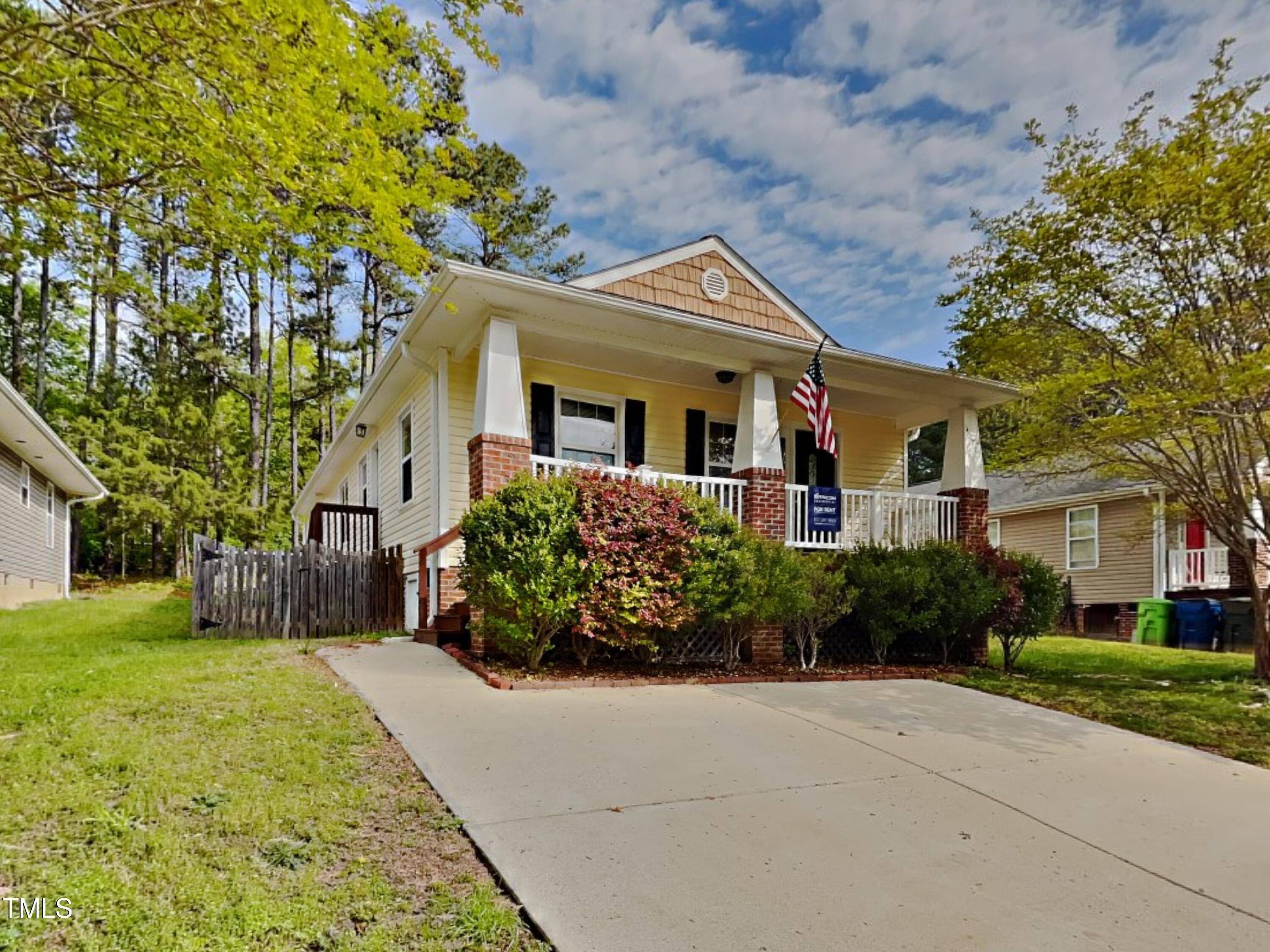 Raleigh, NC 27610,6217 Barrington Village Lane