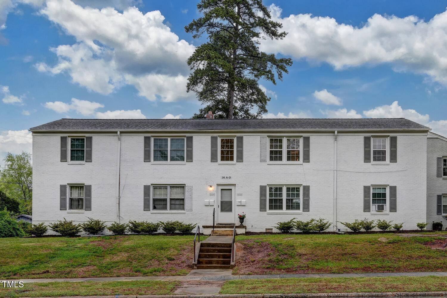 Burlington, NC 27215,1700 W Front Street #36 D