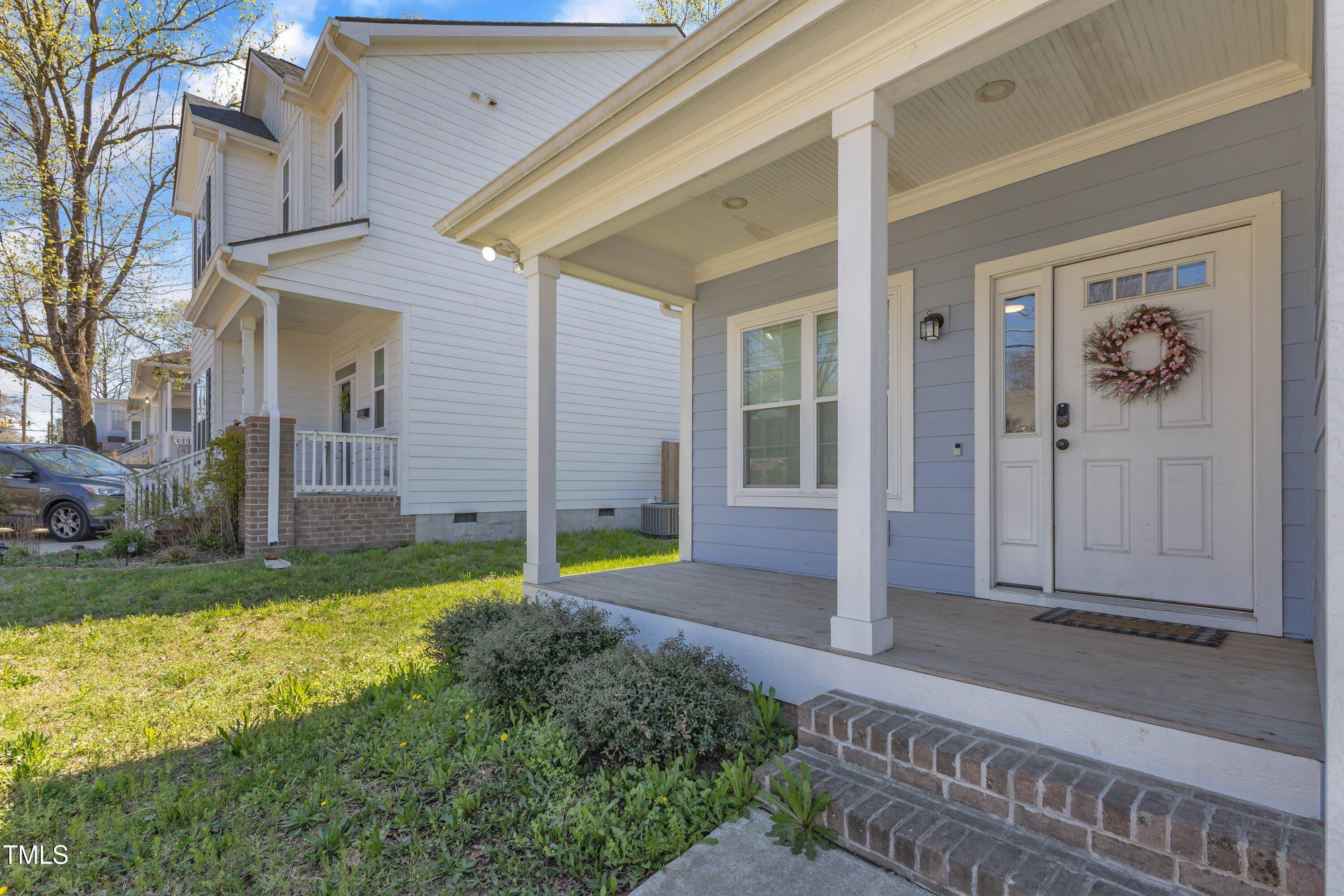 Durham, NC 27701,1008 Holloway Street