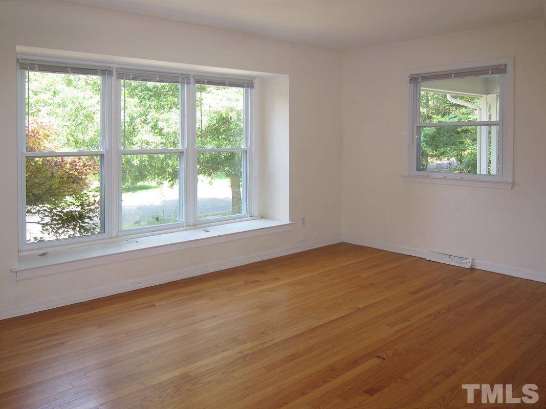 Chapel Hill, NC 27517,419 Thornwood Road