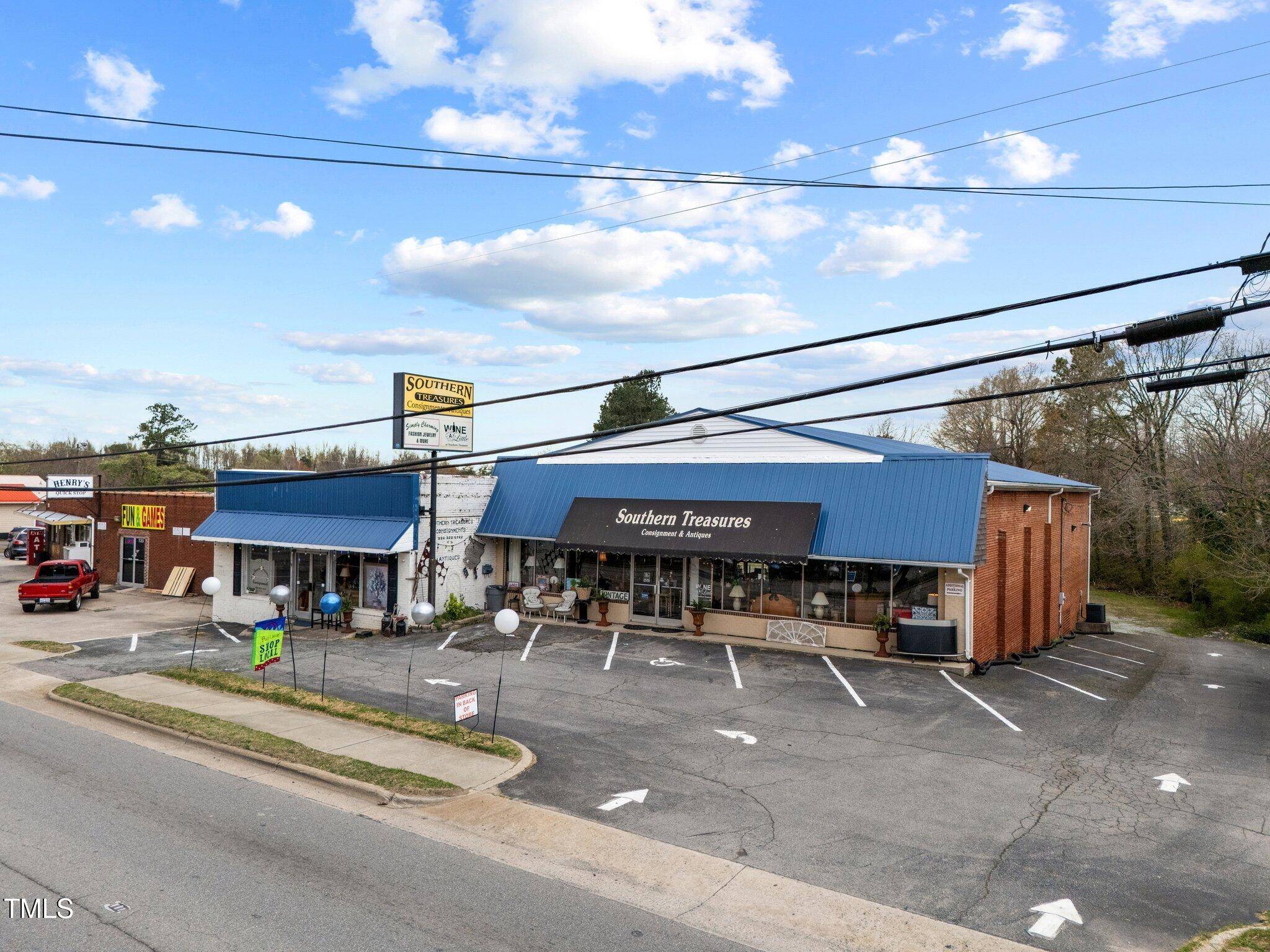 Roxboro, NC 27573,719 Durham Road