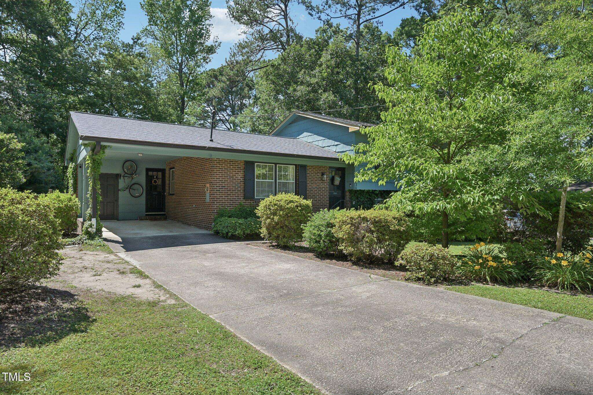 Apex, NC 27502,1636 Cone Avenue