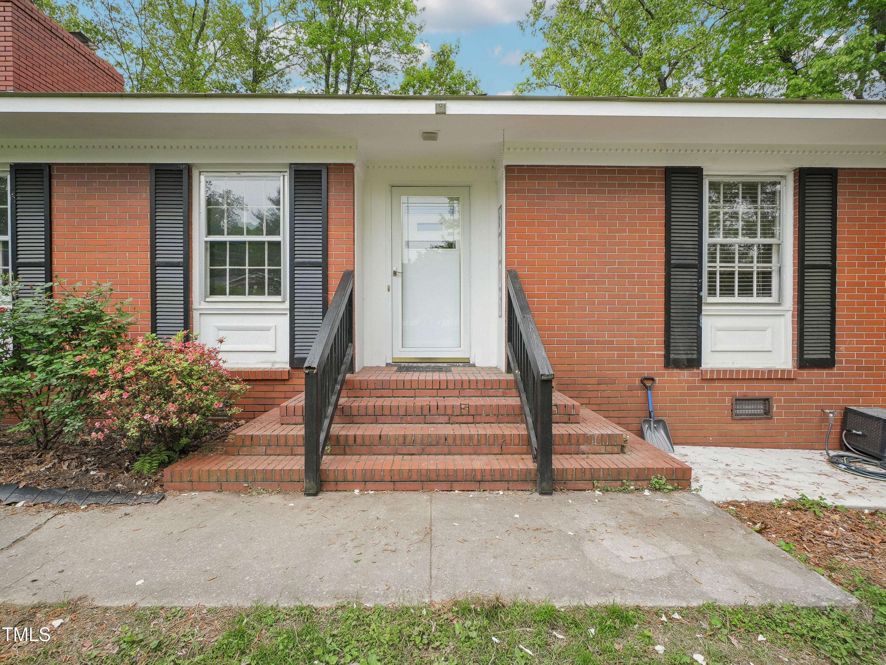 Raleigh, NC 27604,3806 Sue Lane