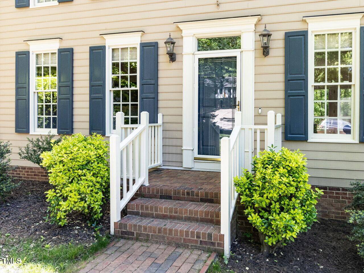 Cary, NC 27511,315 King George Loop